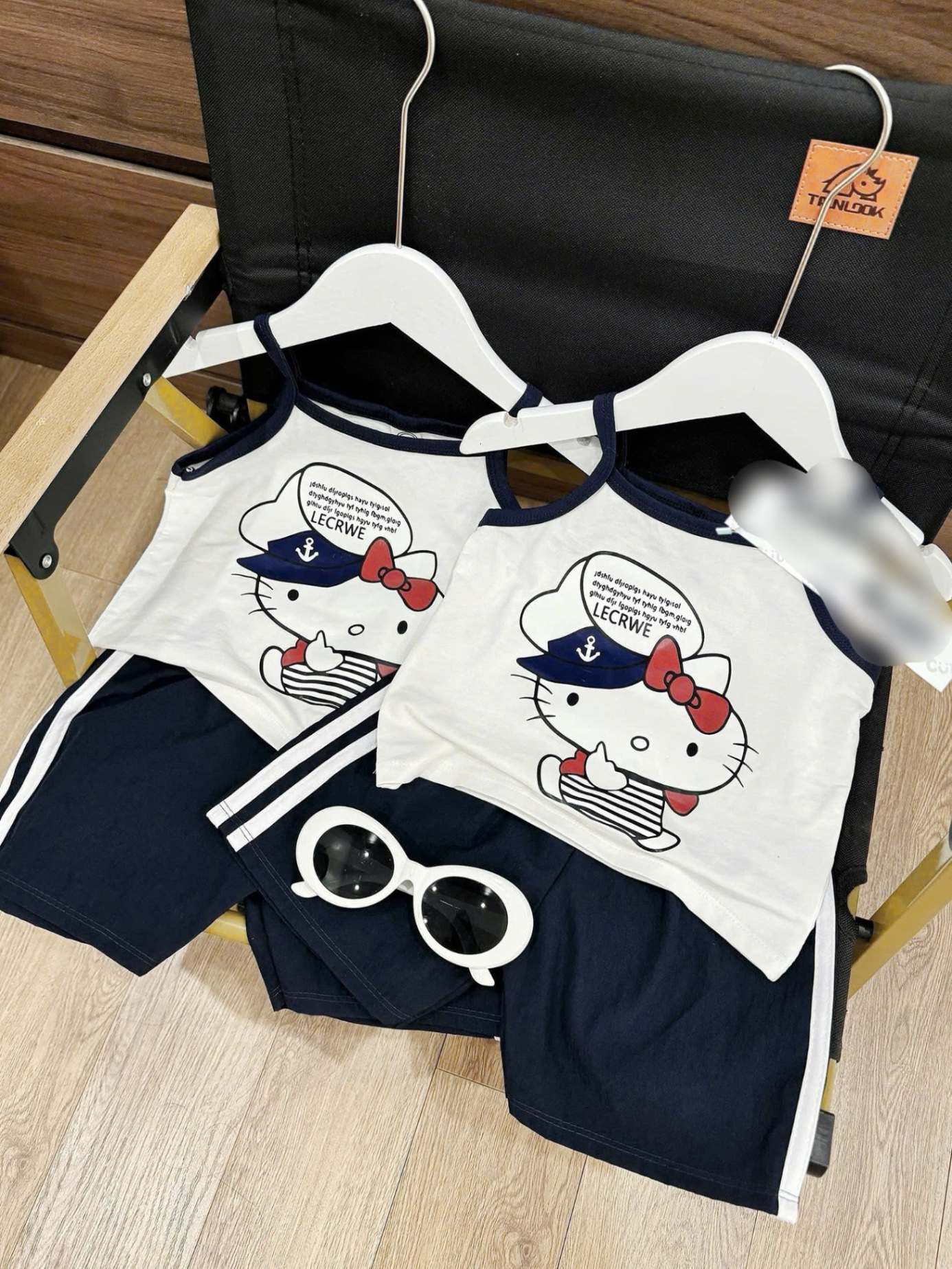 G553 - BỘ BÉ GÁI 2S KITTY TRẮNG QUẦN THAN