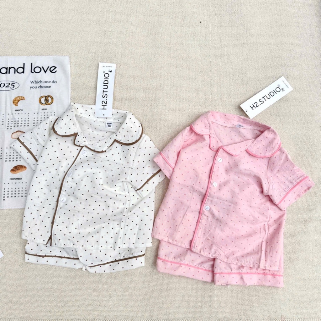 G556 - BỘ PYJAMA BÉ TRAI GÁI CHẤM BI VIỀN