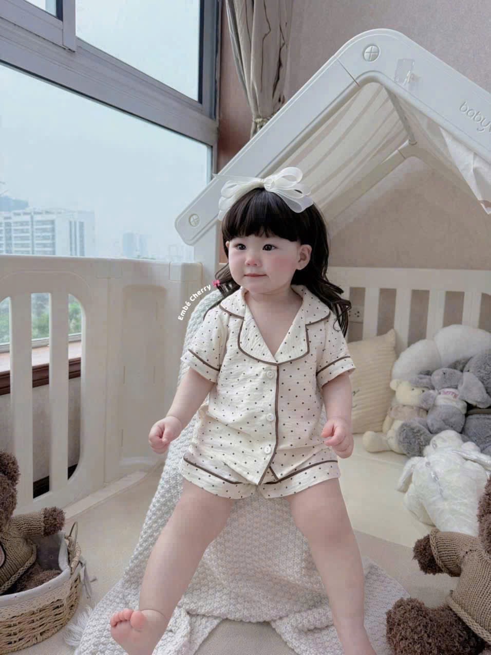 G556 - BỘ PYJAMA BÉ TRAI GÁI CHẤM BI VIỀN