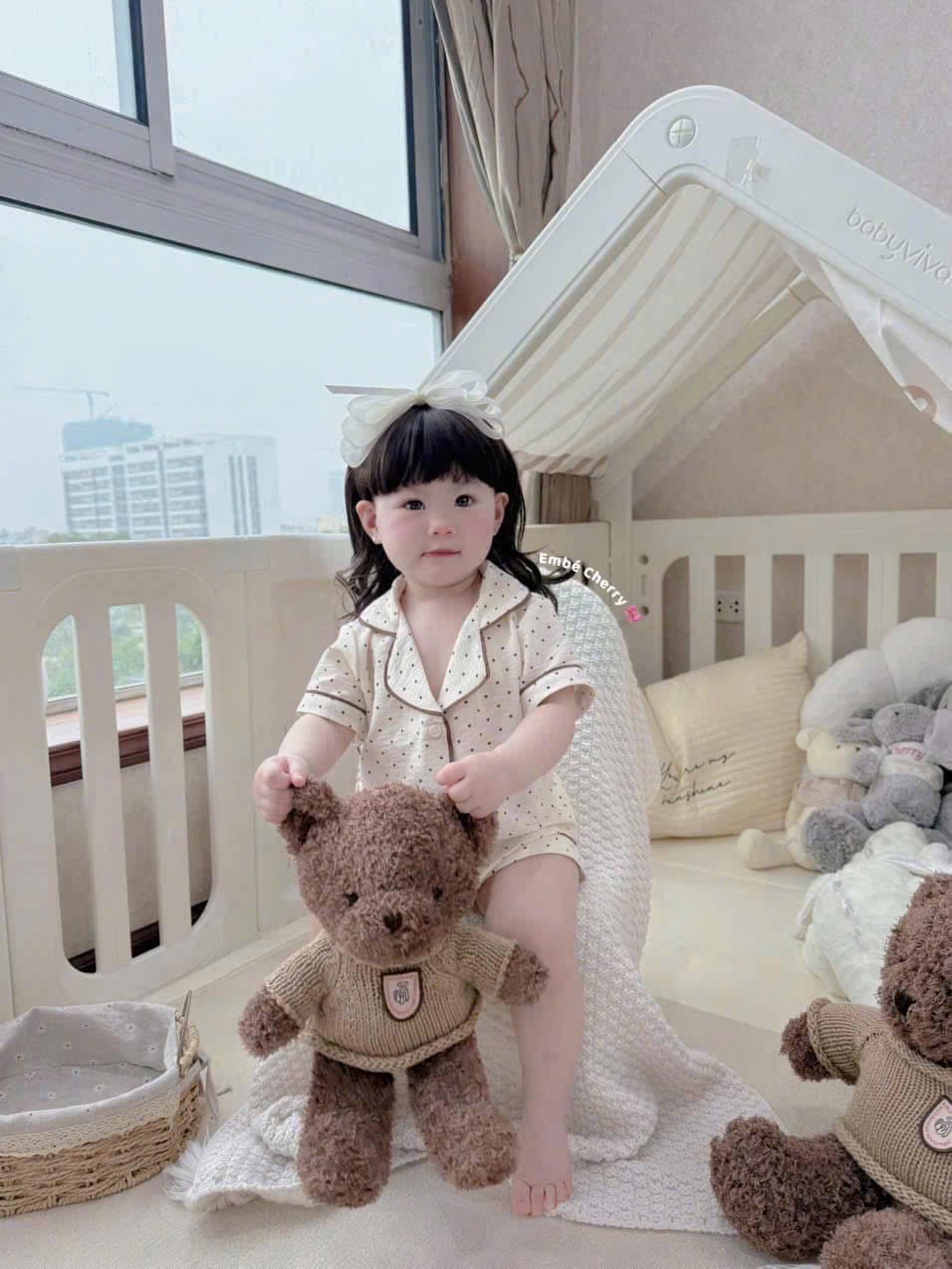 G556 - BỘ PYJAMA BÉ TRAI GÁI CHẤM BI VIỀN