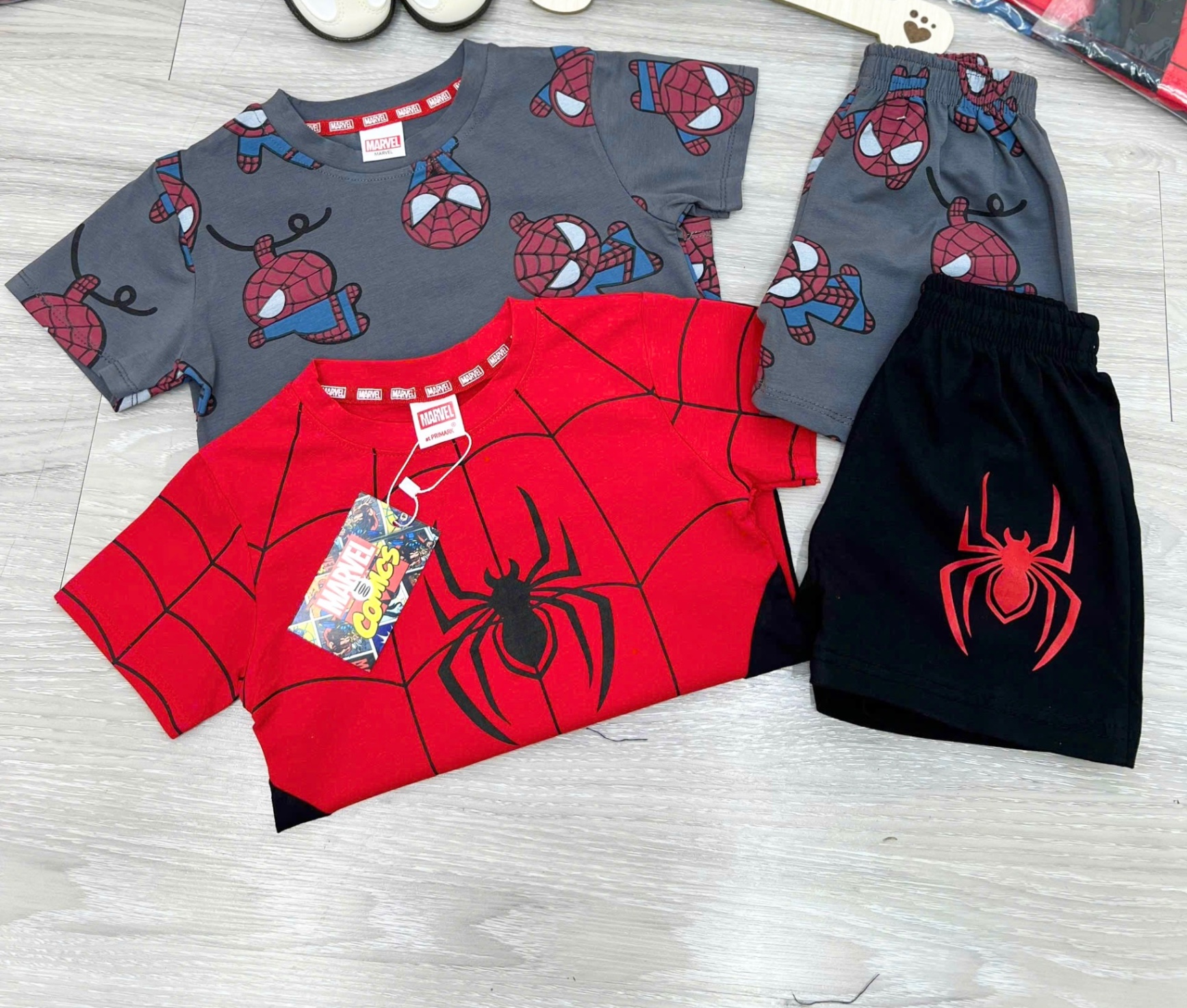 T595 - SET 2 BỘ ĐÙI BÉ TRAI NHỆN xám đậm đỏ