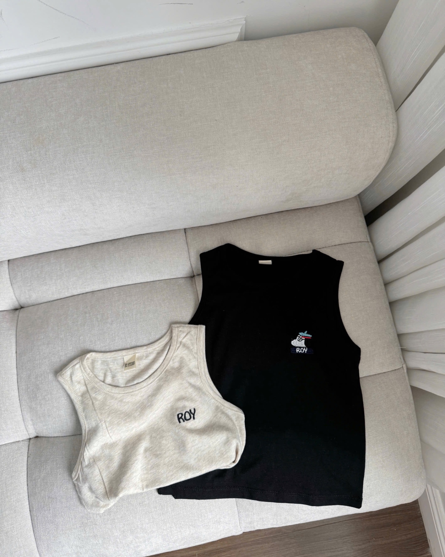 AB714 - SET 4 ÁO BÉ TRAI BA LỖ THÊU HƯƠU ROY