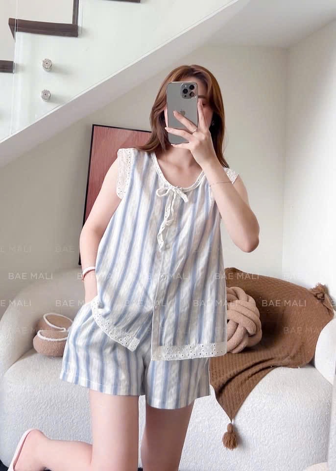 S923 - BỘ ĐÙI NỮ XANH SỌC CỔ NƠ VIỀN REN