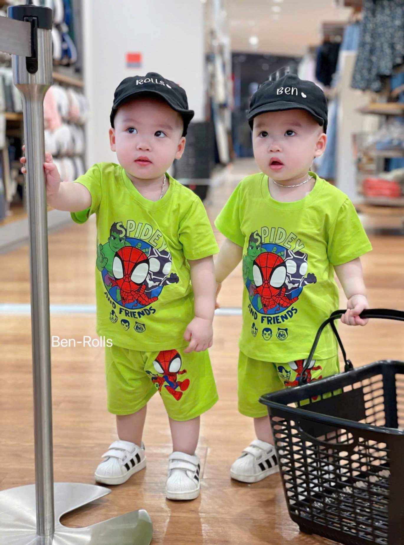 T604 - BỘ ĐÙI BÉ TRAI XANH CHUỐI NHỆN SPIDEY