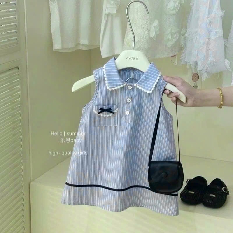 VB527 - VÁY BÉ GÁI XANH SỌC CỔ REN TRẮNG TÚI NƠ