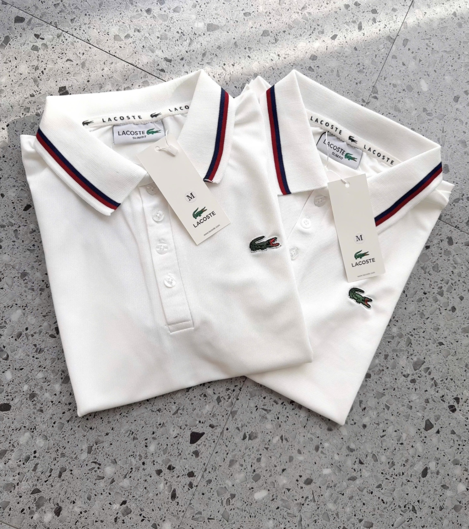 ANU202 - ÁO POLO NỮ TRẮNG LASCOTE CỔ VIỀN ĐEN ĐỎ