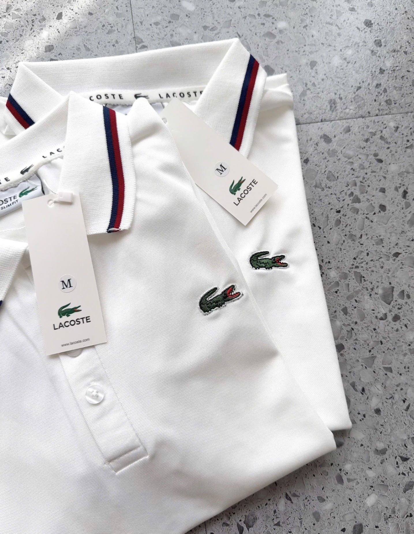 ANU202 - ÁO POLO NỮ TRẮNG LASCOTE CỔ VIỀN ĐEN ĐỎ