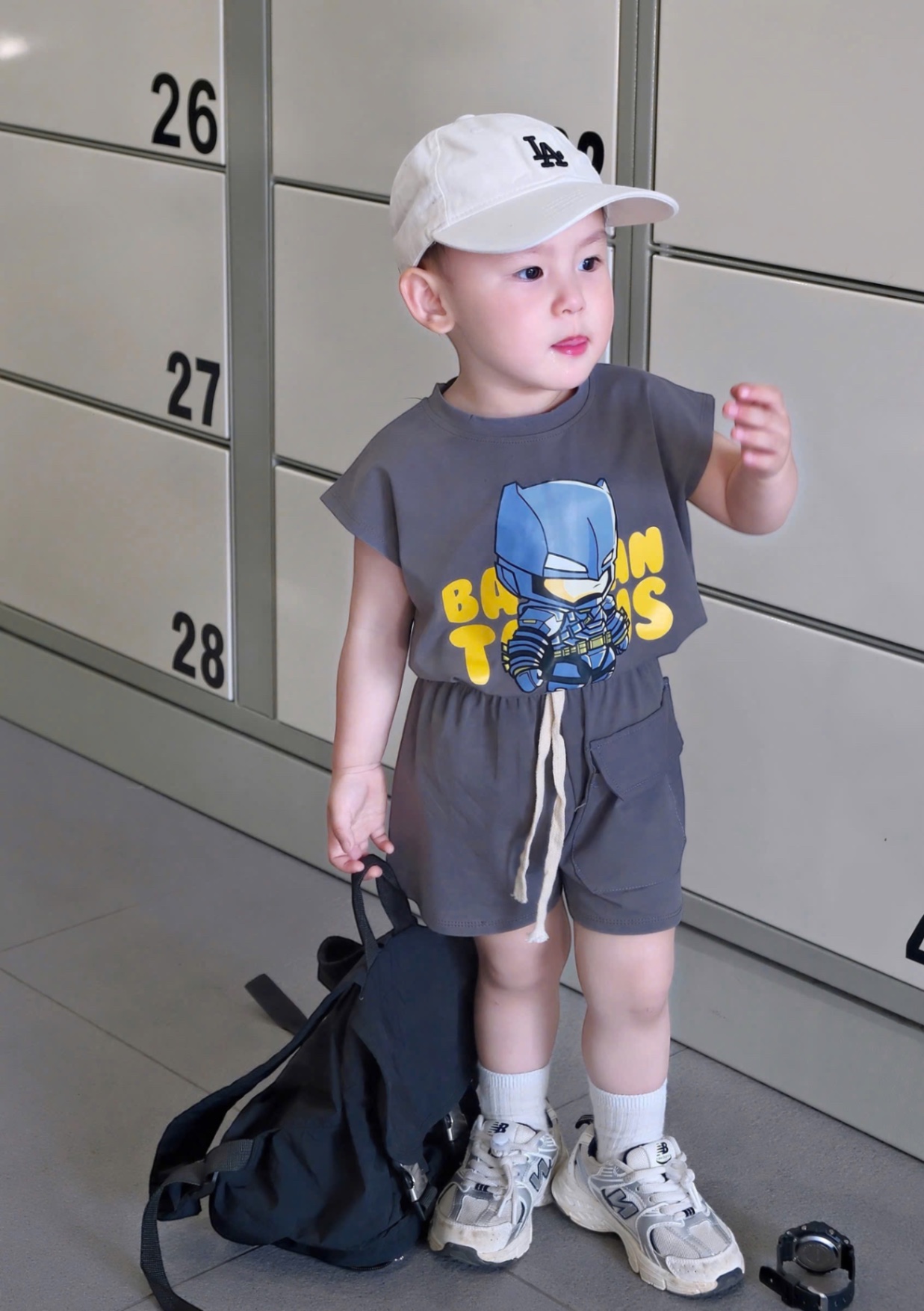 T610 - SET 2 BỘ ĐÙI BÉ TRAI BA LỖ BATMAN than xám