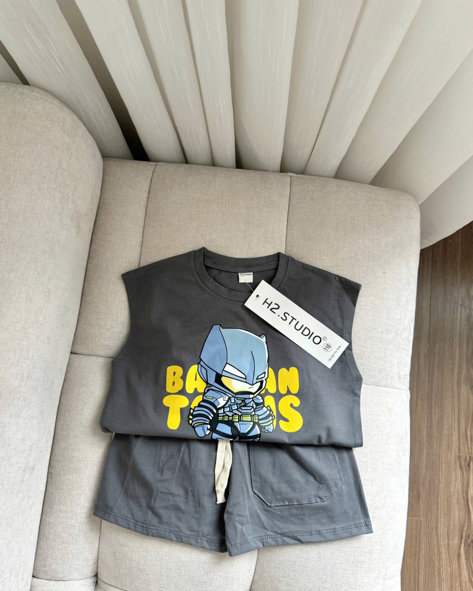 T610 - SET 2 BỘ ĐÙI BÉ TRAI BA LỖ BATMAN than xám