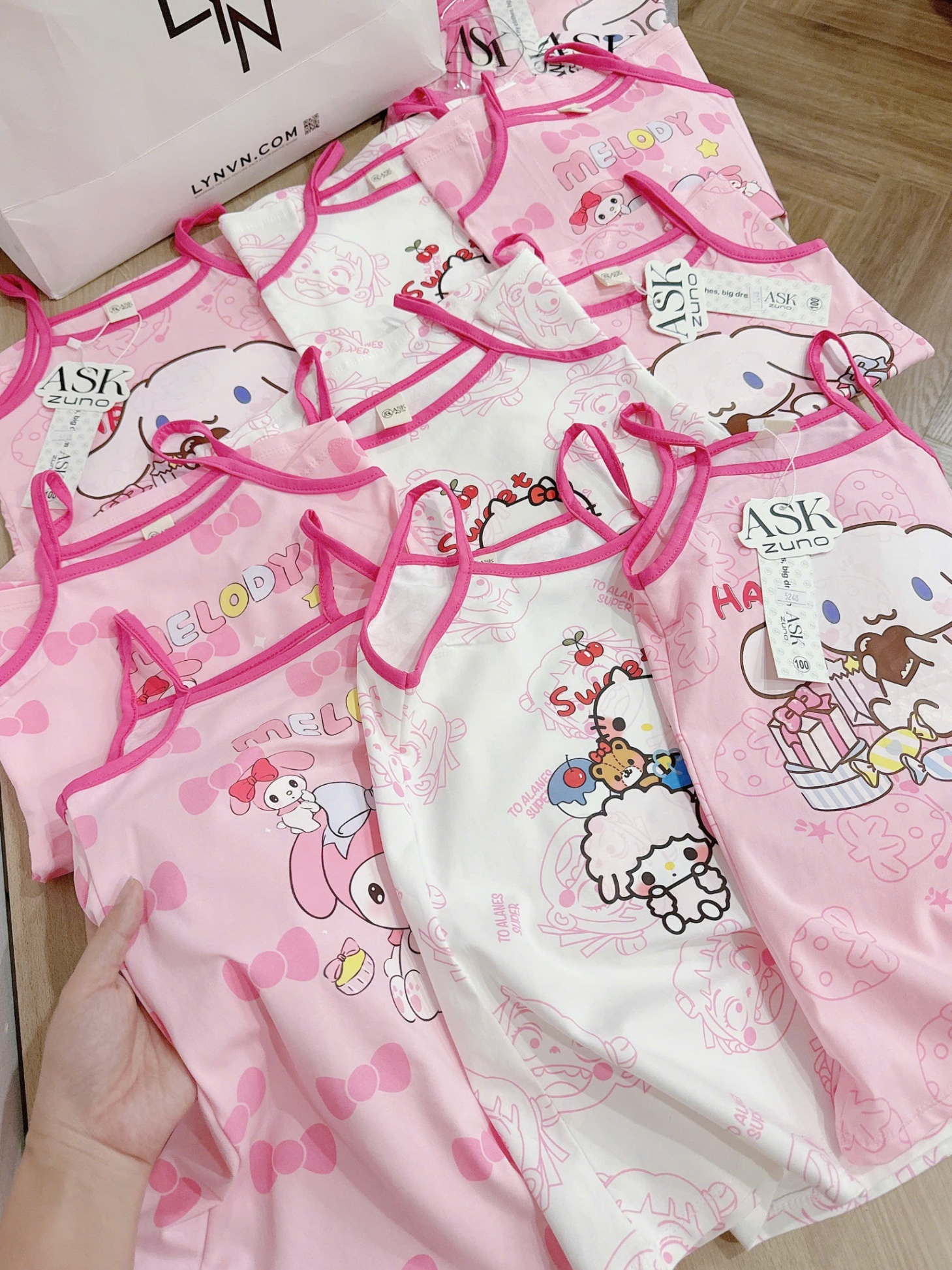 VB531 - SET 3 VÁY BÉ GÁI 2S HỒNG THỎ MELODY