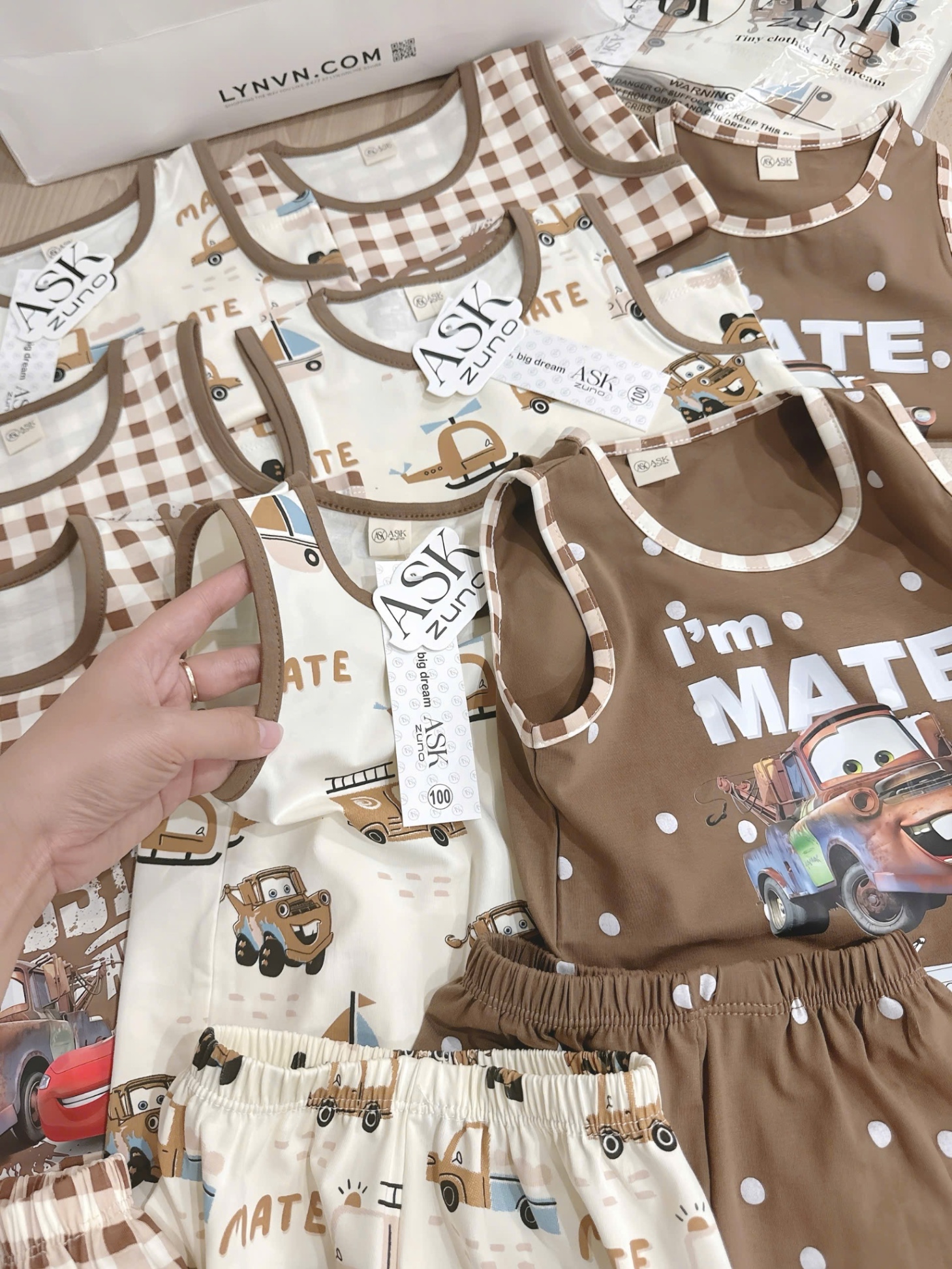 T627 - SET 3 BỘ ĐÙI BÉ TRAI BA LỖ OTO nâu be
