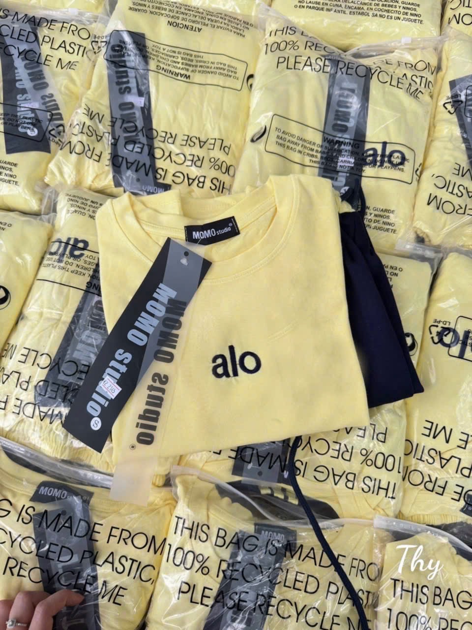 S935 - BỘ ĐÙI NỮ ÁO VÀNG alo QUẦN THAN