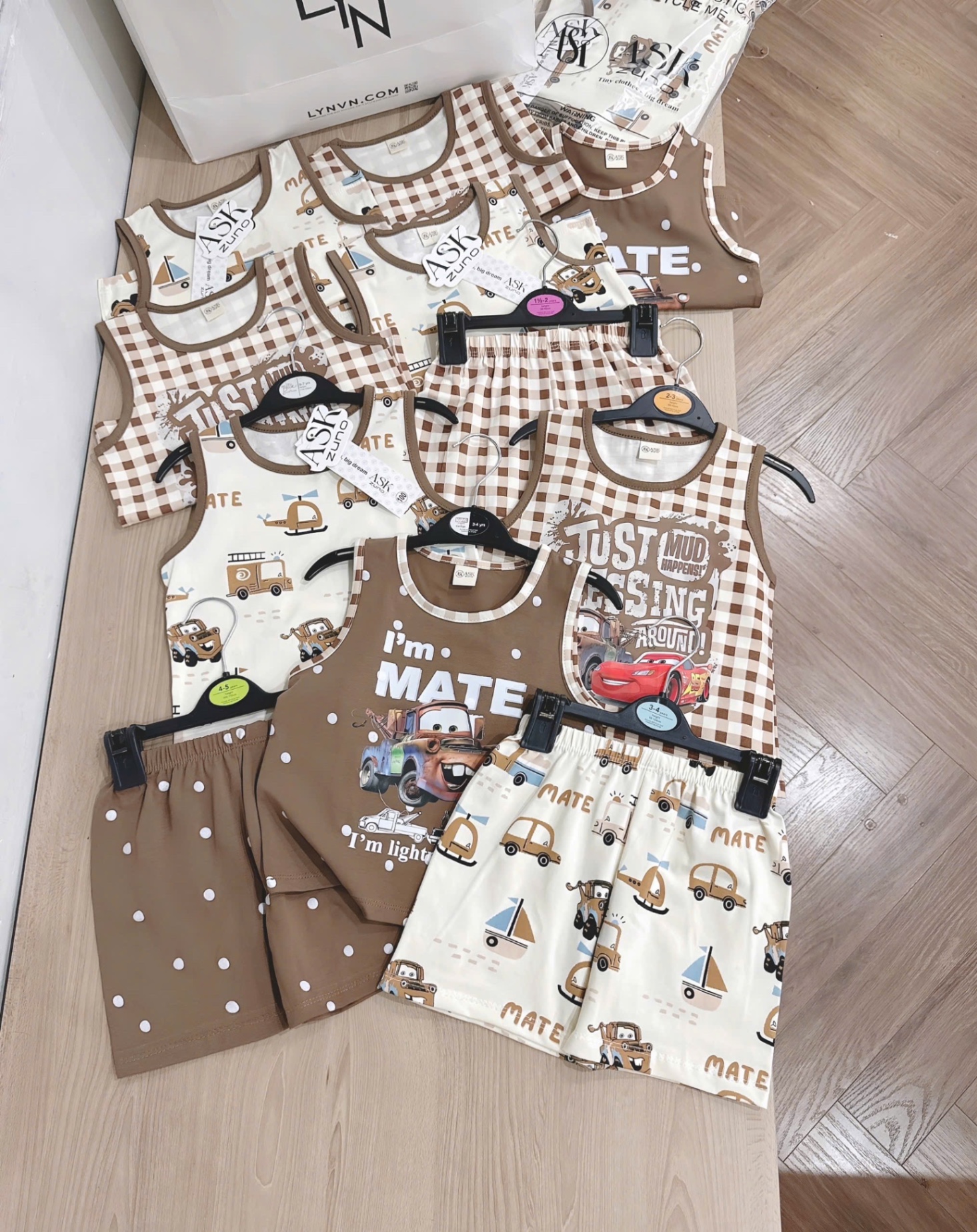 T627 - SET 3 BỘ ĐÙI BÉ TRAI BA LỖ OTO nâu be