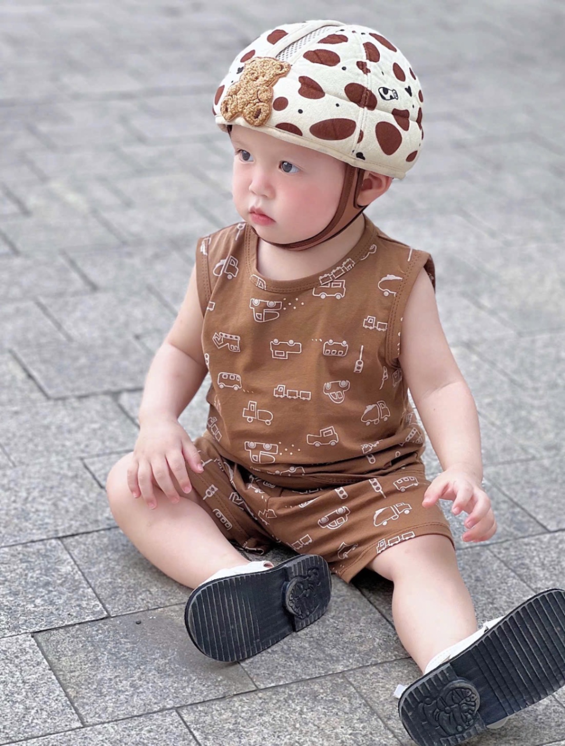 T633 - SET 3 BỘ ĐÙI BÉ TRAI OTO BA LỖ nâu be kẻ