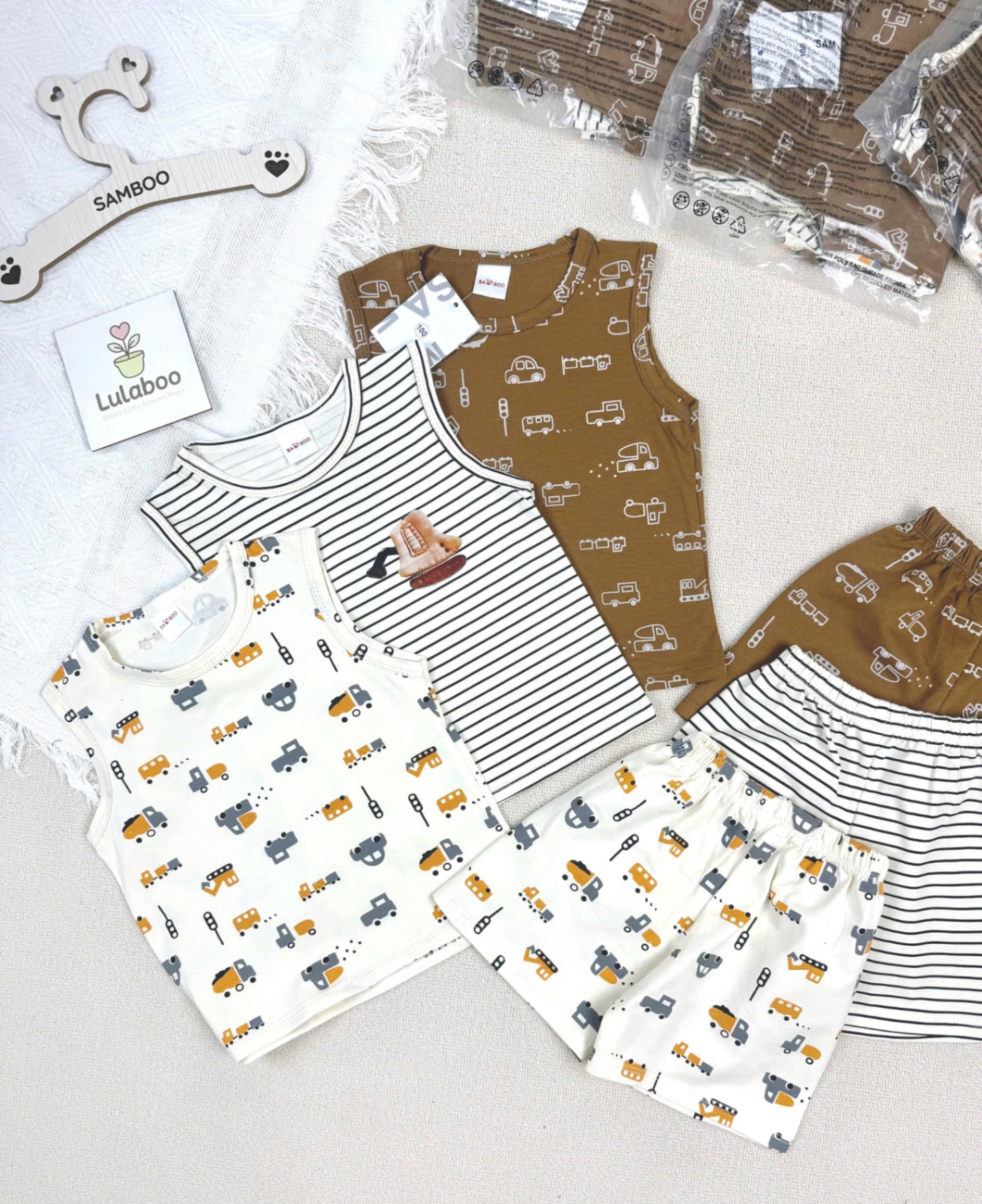 T633 - SET 3 BỘ ĐÙI BÉ TRAI OTO BA LỖ nâu be kẻ