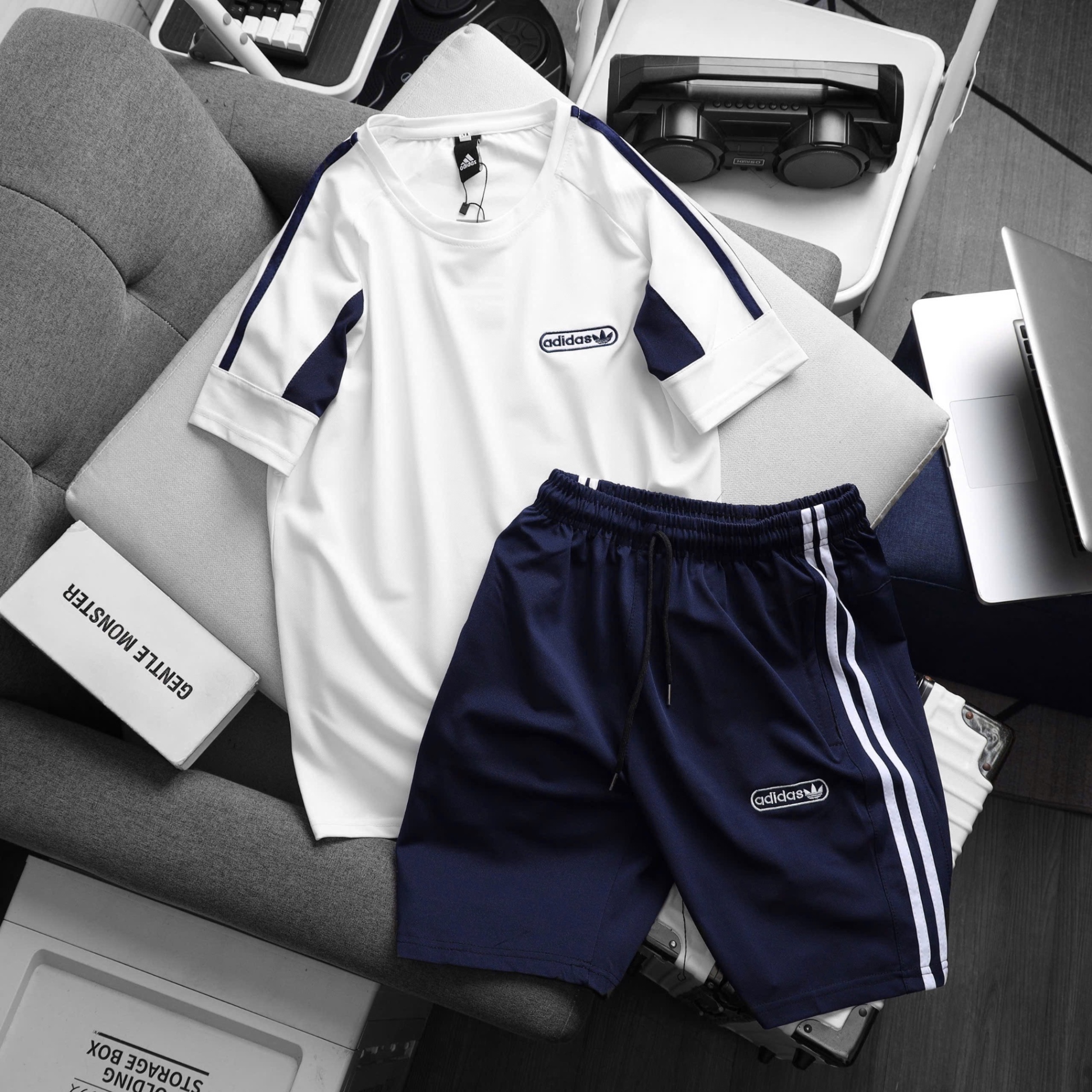 B273 - BỘ ĐÙI NAM CỔ TRÒN VẢI CÁ SẤU ADIDAS SỌC VAI
