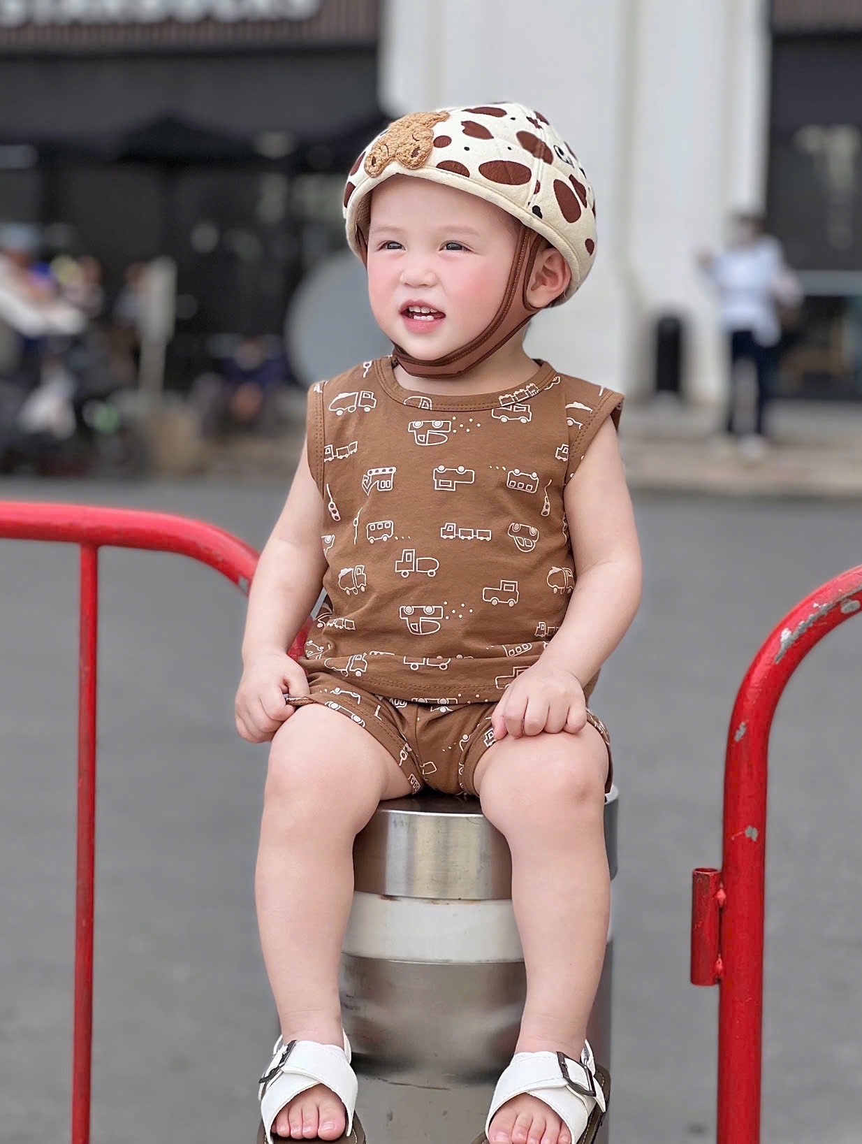 T633 - SET 3 BỘ ĐÙI BÉ TRAI OTO BA LỖ nâu be kẻ