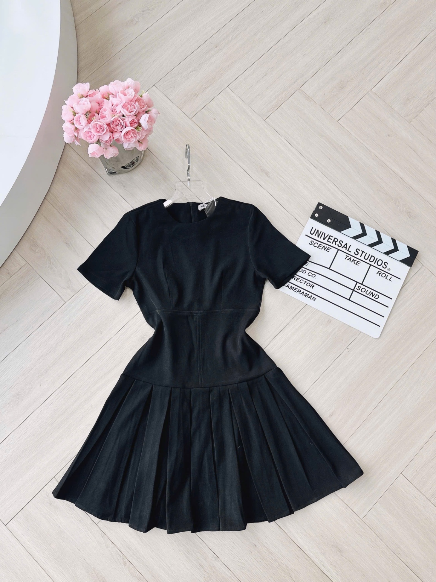 V468 - VÁY ĐEN PHỐI XOÈ XẾP LI