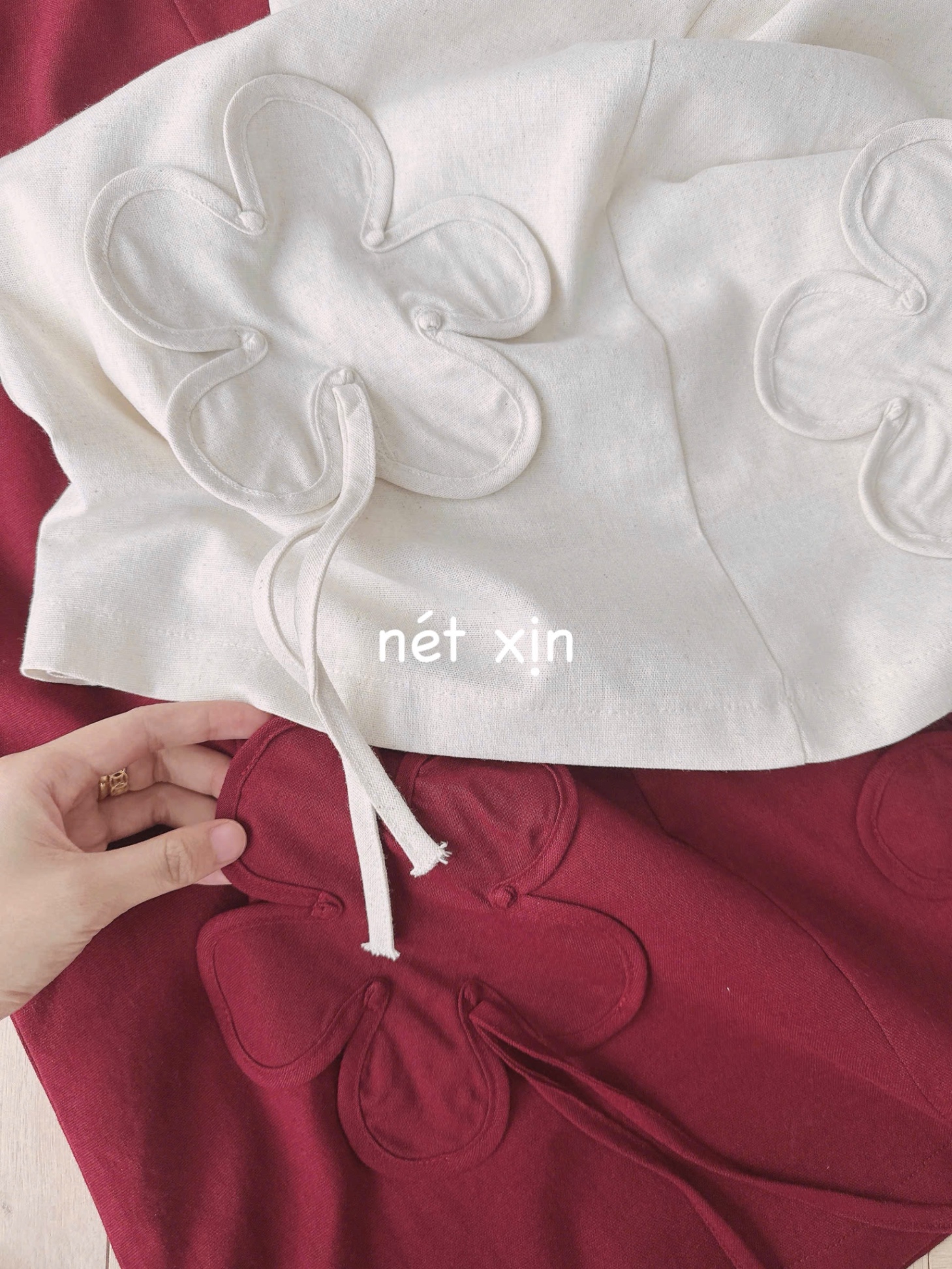 V467 - VÁY SUÔNG LIEN SÁT NÁCH GẮN HOA