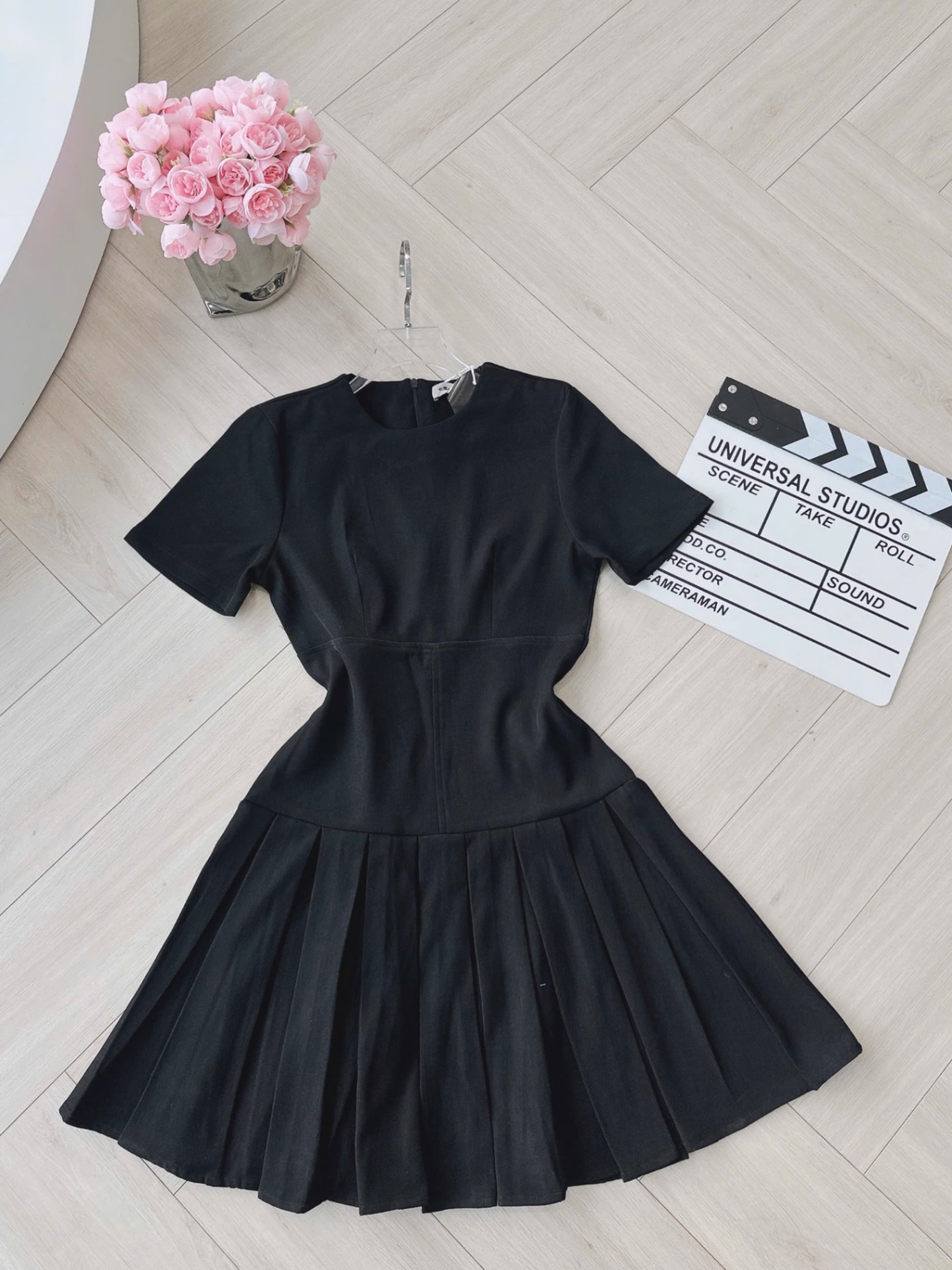 V468 - VÁY ĐEN PHỐI XOÈ XẾP LI
