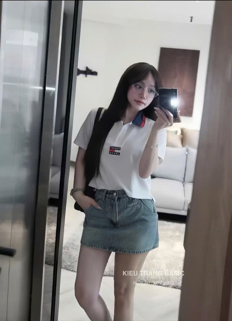 ANU217 - ÁO POLO NỮ TRẮNG TOMMY JEANS CỔ THAN ĐỎ