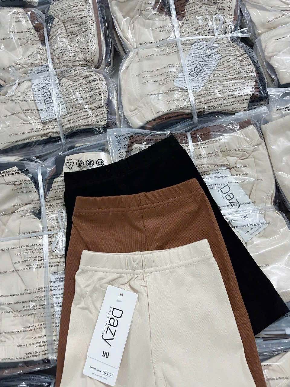 QB303 - SET 3 QUẦN ĐÙI LEGGING NGỐ BÉ GÁI đen nâu be
