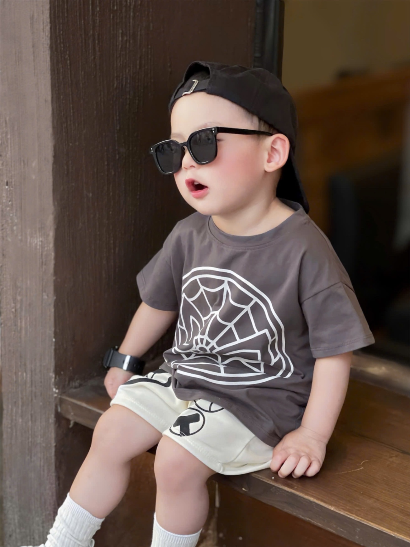 T649 - BỘ ĐÙI BÉ TRAI ÁO XÁM NHỆN TRẮNG QUẦN BE