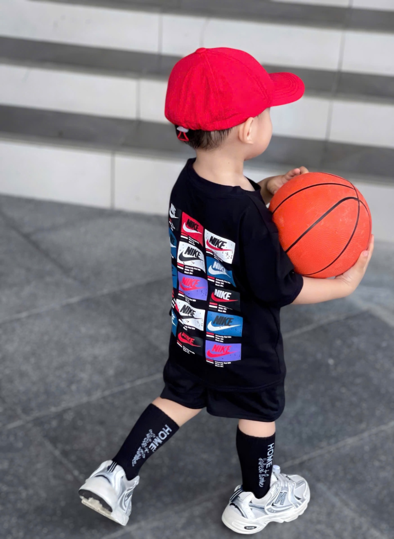 T651 - BỘ ĐÙI BÉ TRAI MÀU ĐEN NIKE