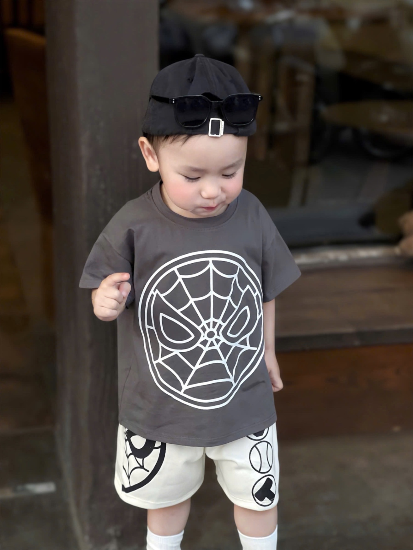T649 - BỘ ĐÙI BÉ TRAI ÁO XÁM NHỆN TRẮNG QUẦN BE