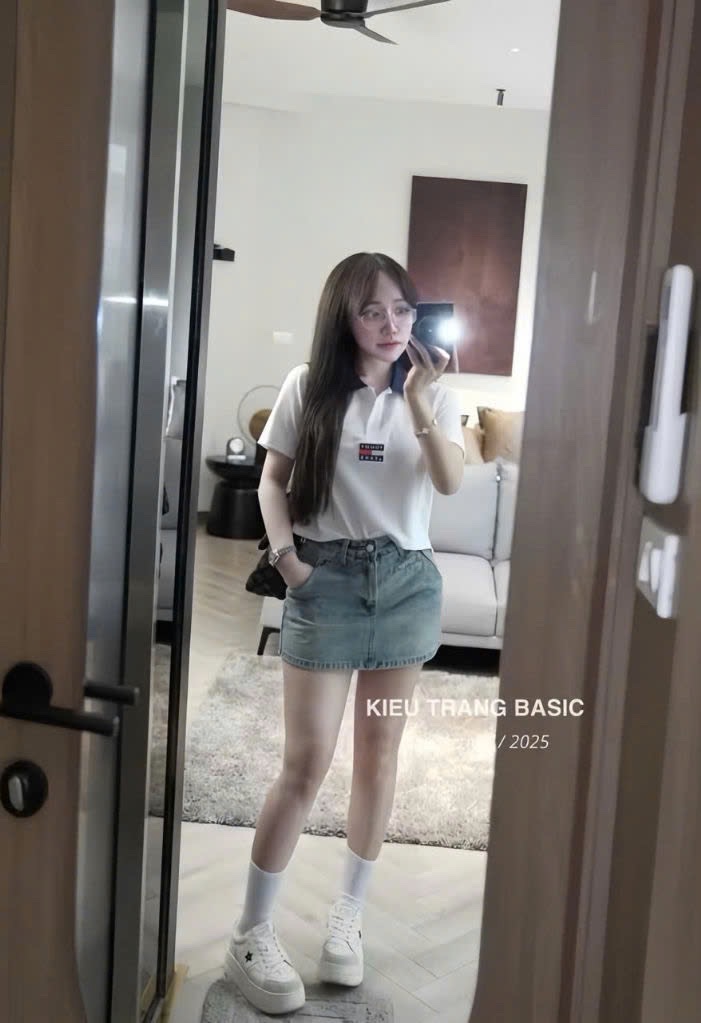 ANU217 - ÁO POLO NỮ TRẮNG TOMMY JEANS CỔ THAN ĐỎ
