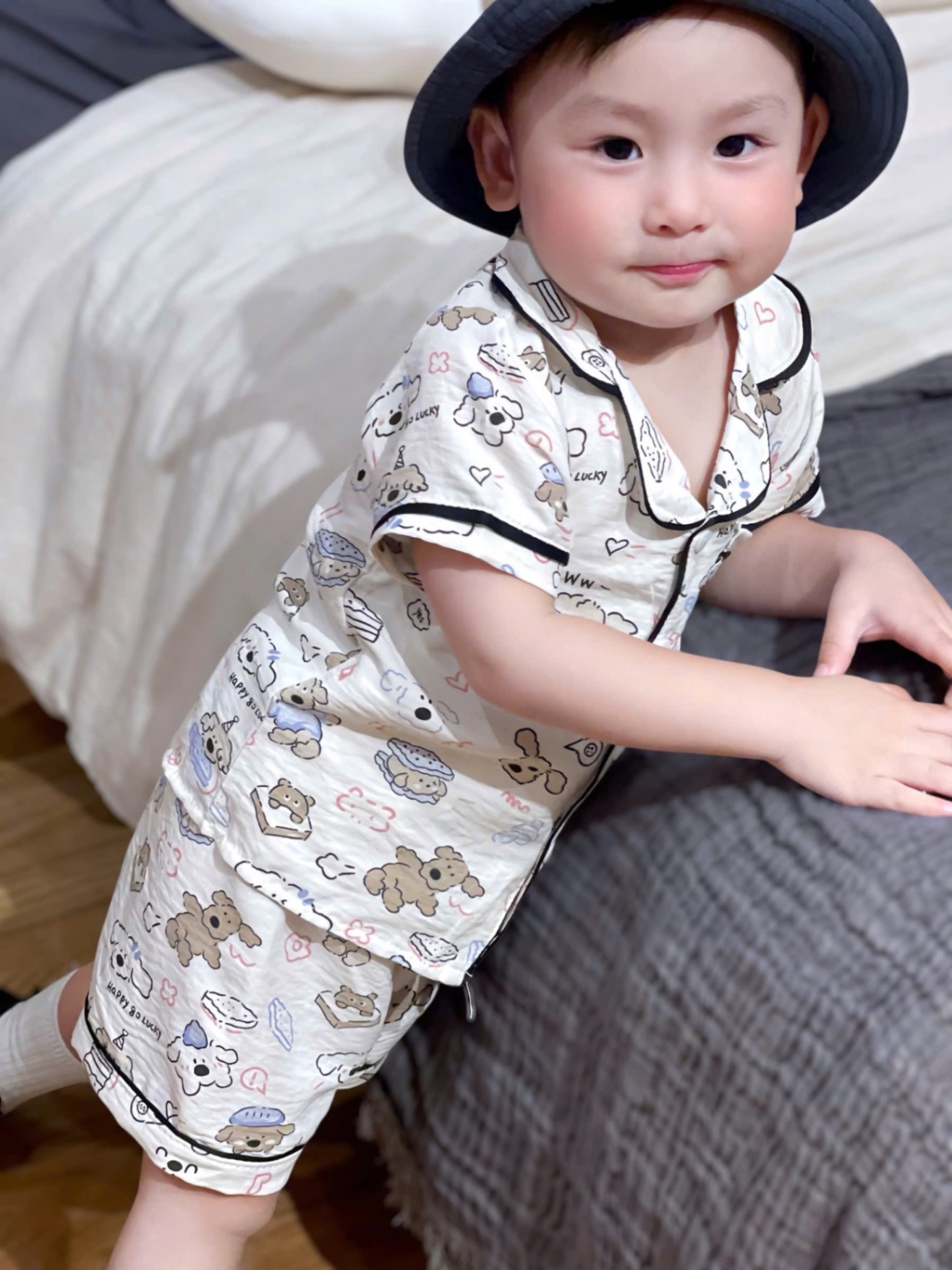 T652 - SET 2 BỘ ĐÙI BÉ TRAI PYJAMA XANH KẺ CHÓ