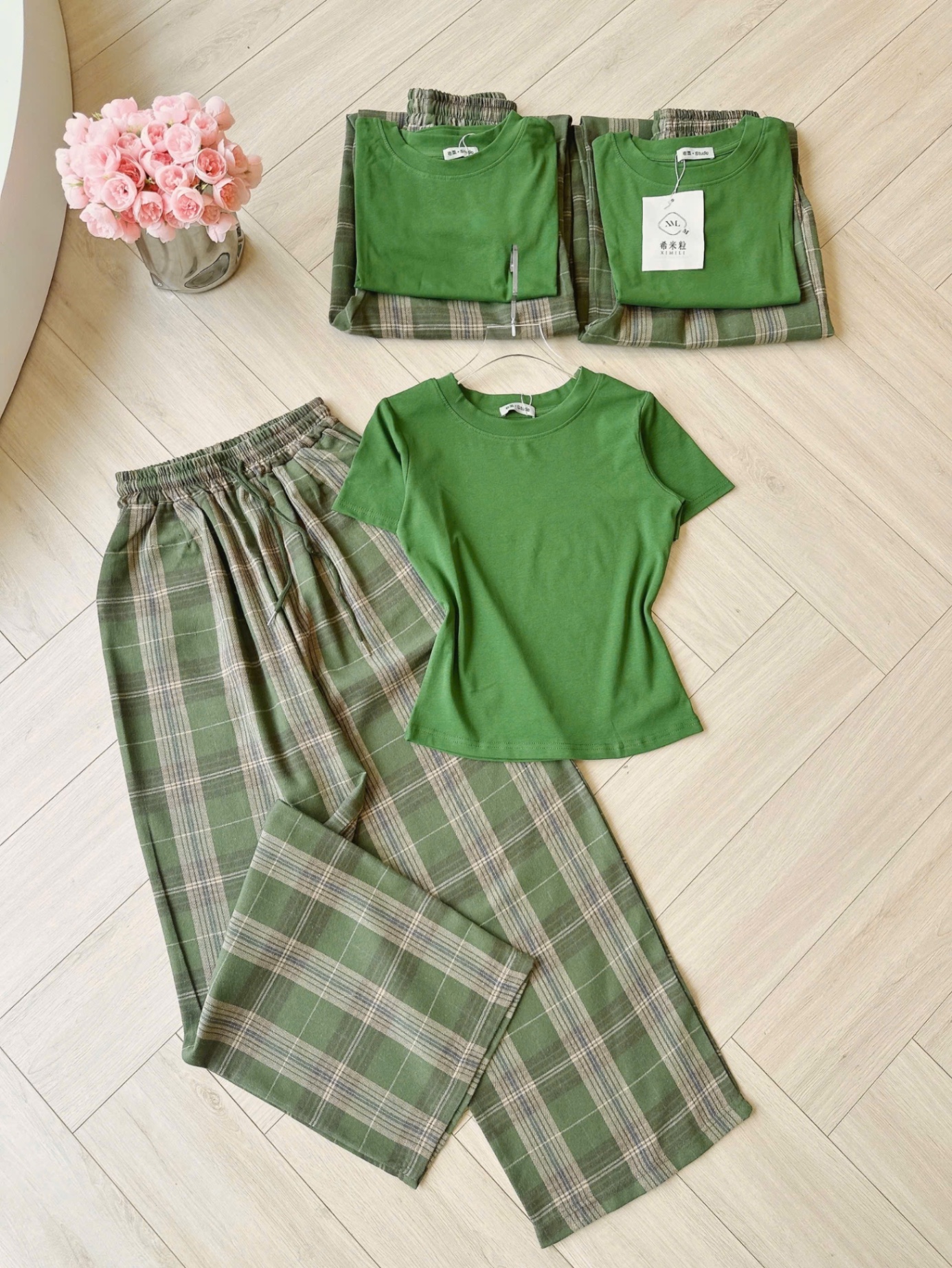 S969 - BỘ NỮ ÁO ZIP XANH QUẦN SUÔNG KẺ
