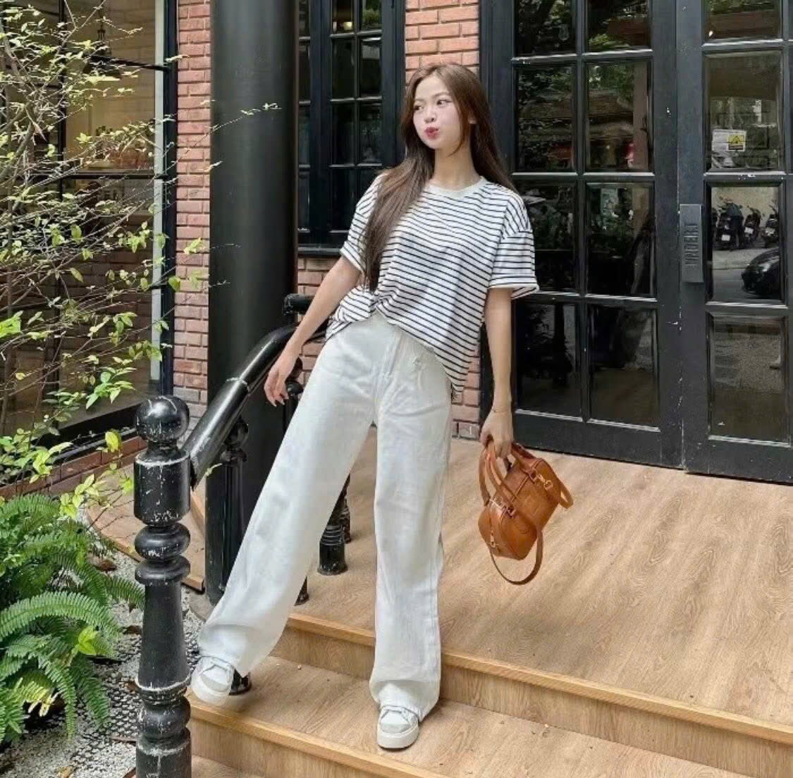 QNU570 - QUẦN JEANS SUÔNG TRẮNG KÈM ĐAI