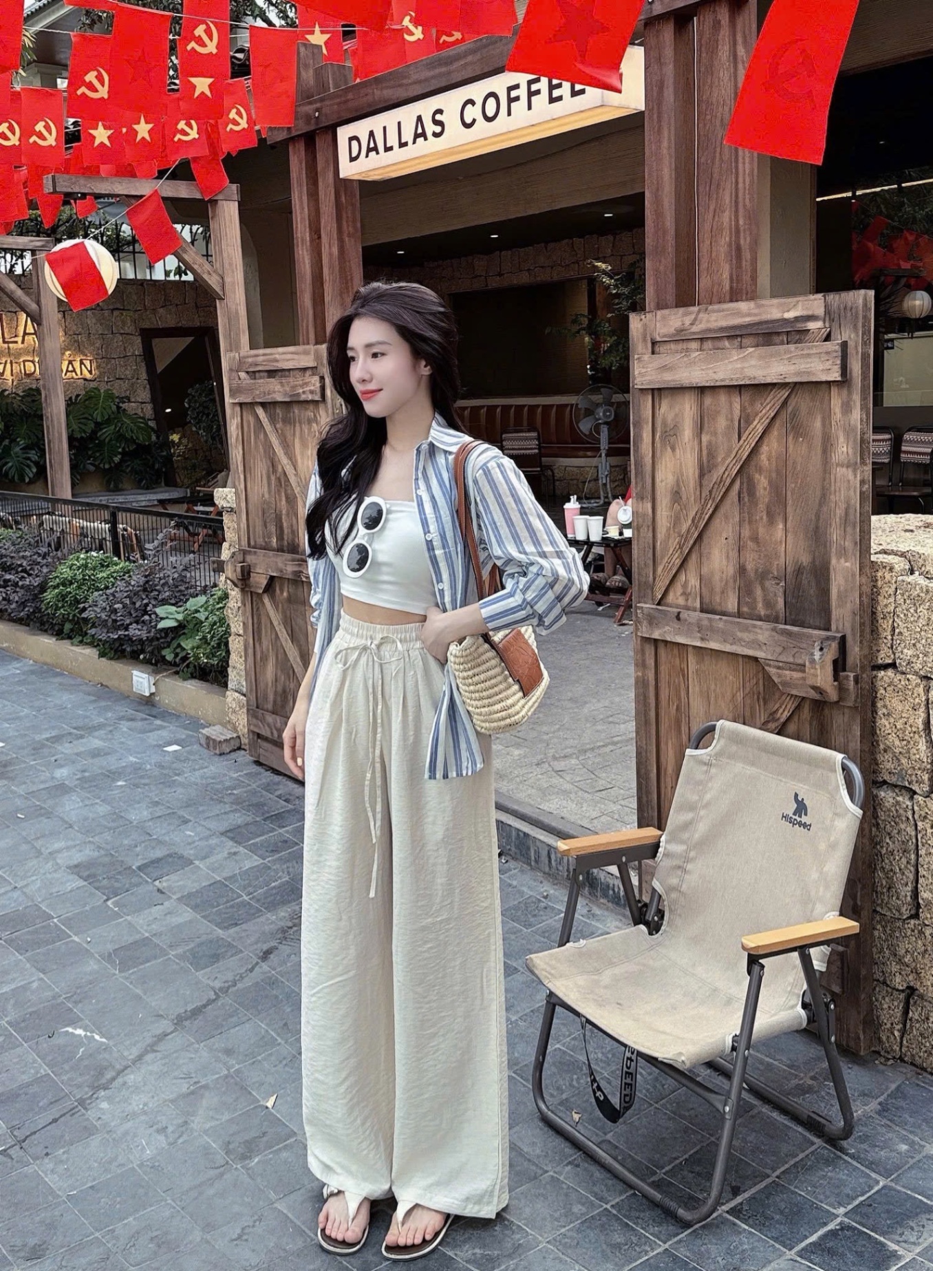 S984 - SET NỮ 3CT ÁO SƠ MI XANH SỌC QUẦN SUÔNG BE