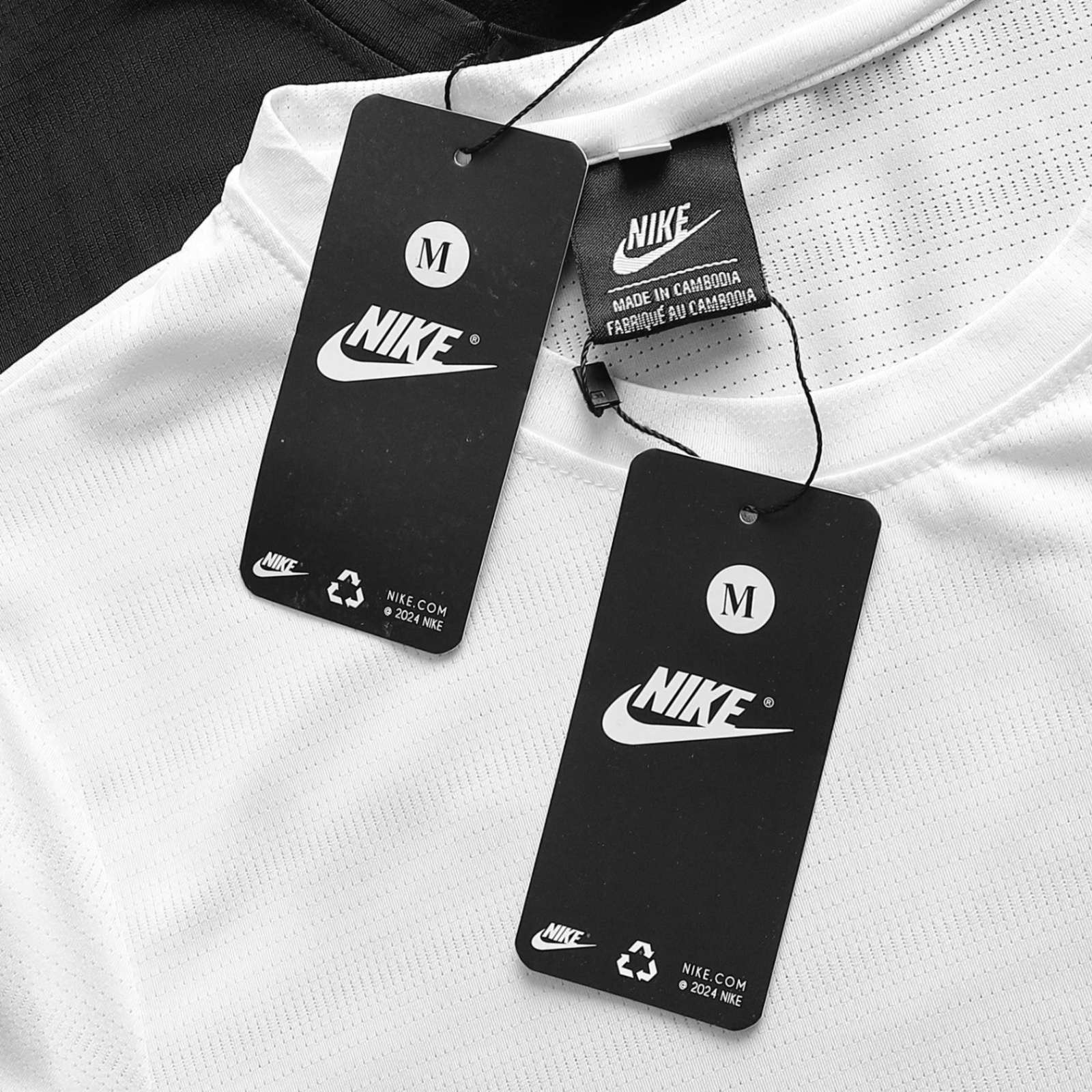 B276 - BỘ ĐÙI NAM THÔNG HƠI CỔ TRÒN NIKE RUNNING