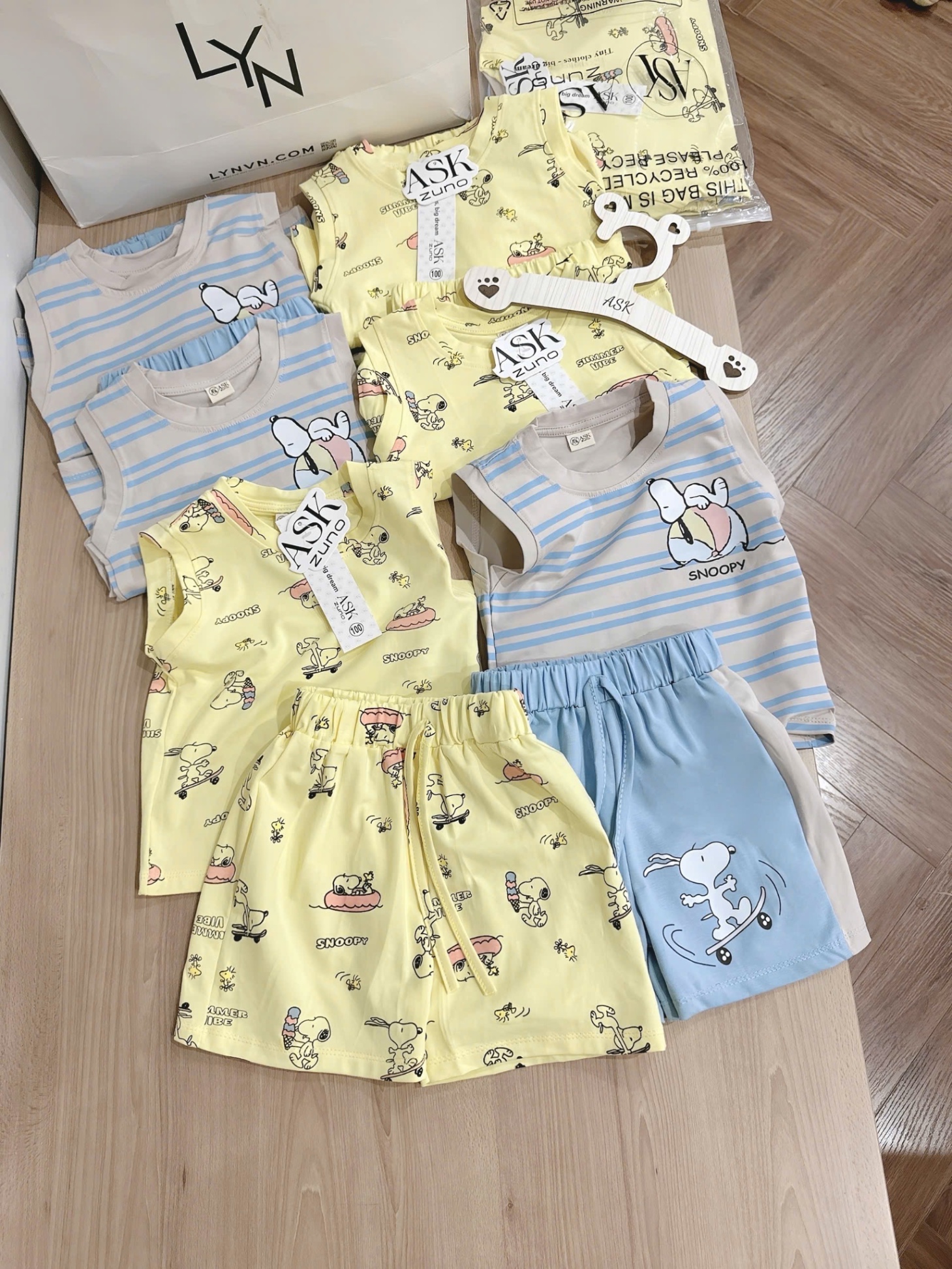 T663 - SET 2 BỘ ĐÙI BÉ TRAI BA LỖ SNOOPY TRÀN vàng xanh