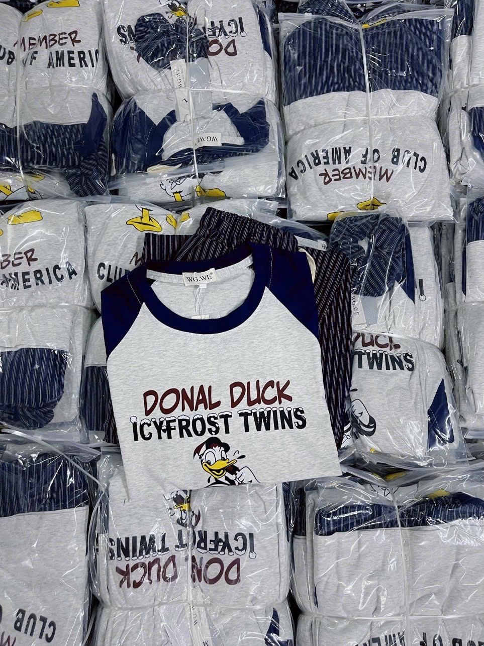 S982 - BỘ NỮ ÁO GHI VỊT DONALD QUẦN SỌC THAN