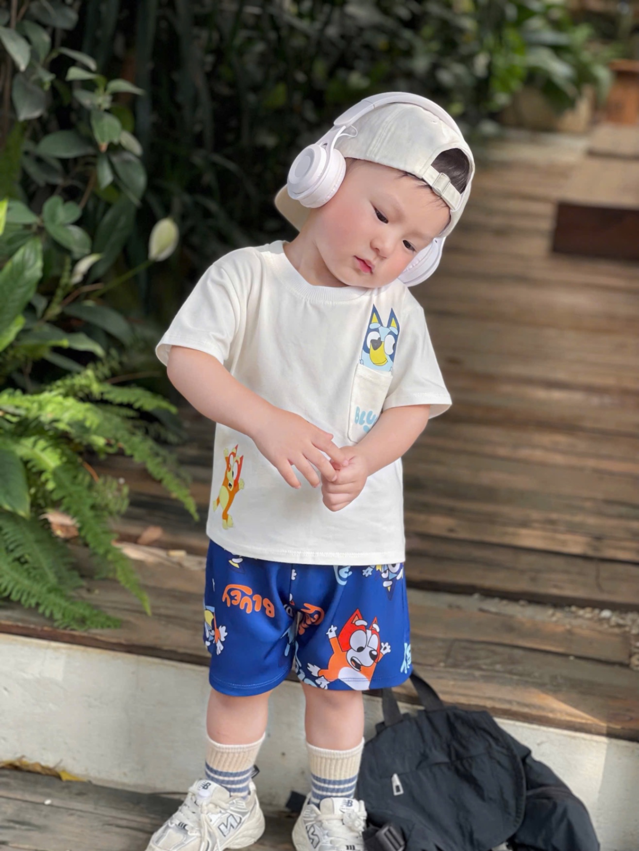 T668 - BỘ ĐÙI BÉ TRAI ÁO TRẮNG BLUEY QUẦN XANH