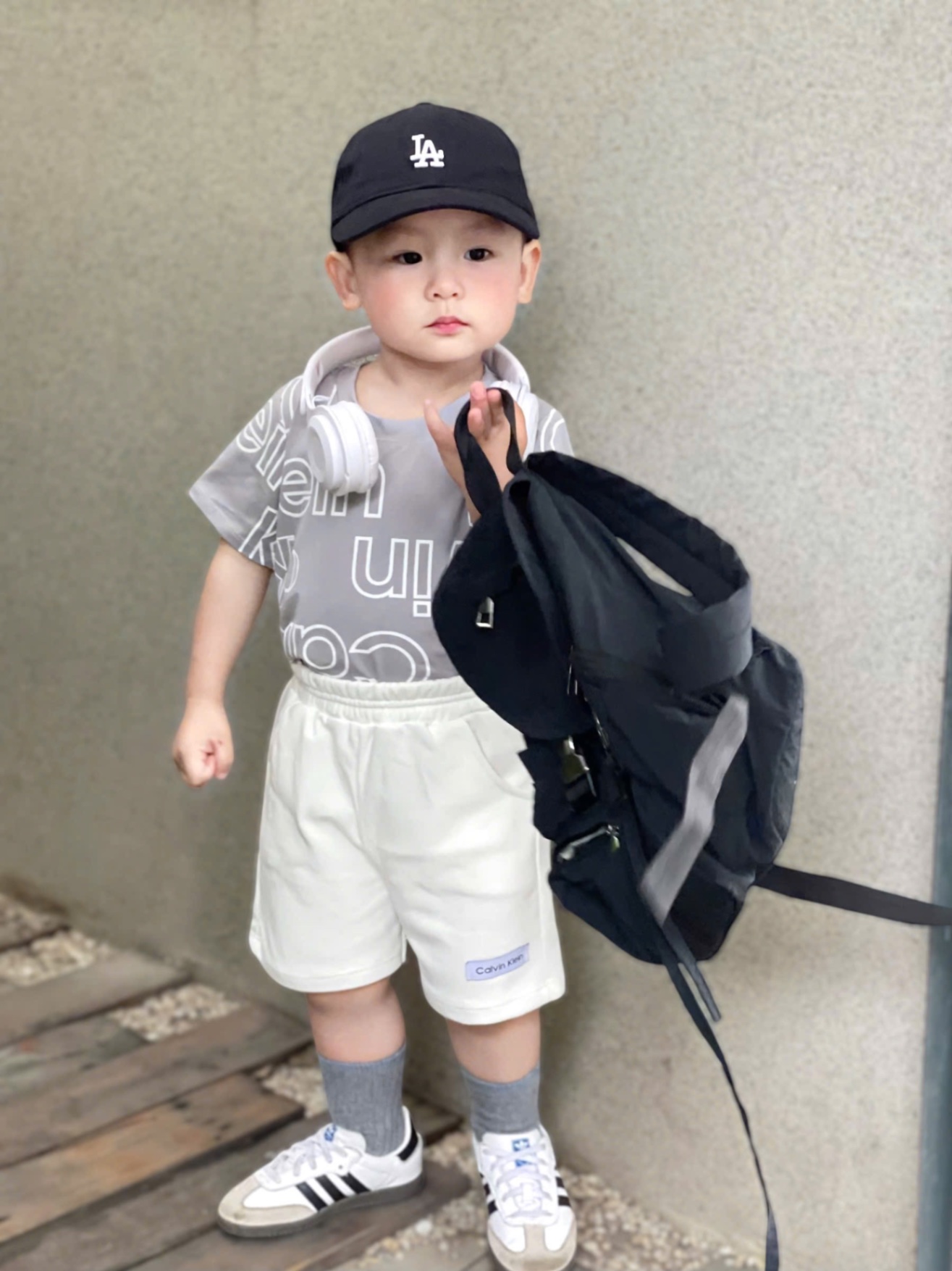 T669 - SET BÉ TRAI 2 ÁO NÂU XÁM CK QUẦN BE