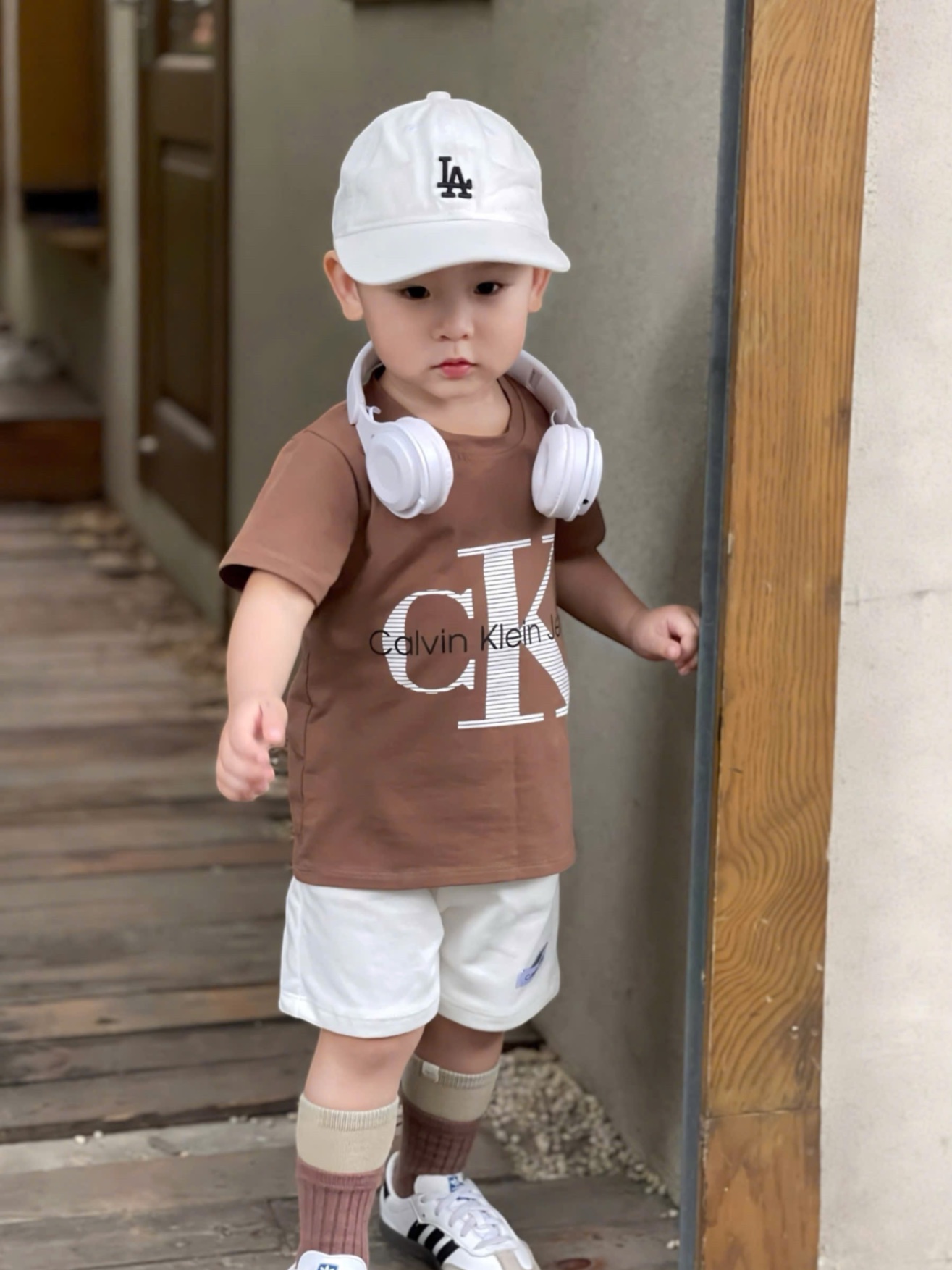 T669 - SET BÉ TRAI 2 ÁO NÂU XÁM CK QUẦN BE