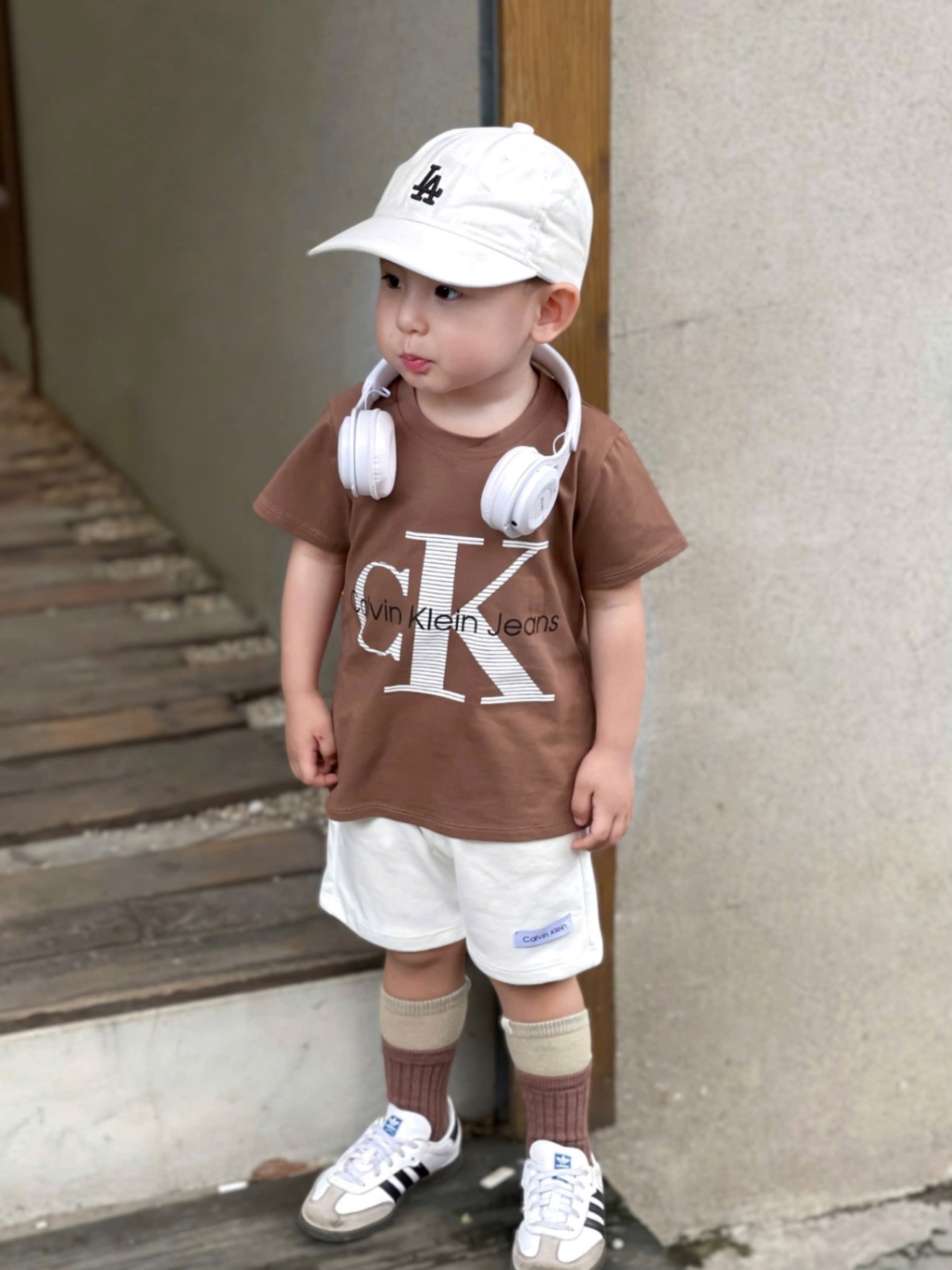 T669 - SET BÉ TRAI 2 ÁO NÂU XÁM CK QUẦN BE