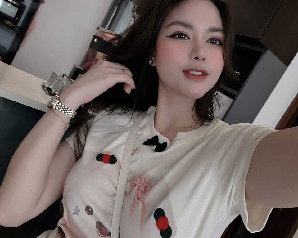 S991 - SET NỮ ÁO TRẮNG GẤU HAPPY SMILE QUẦN BÒ NGỐ