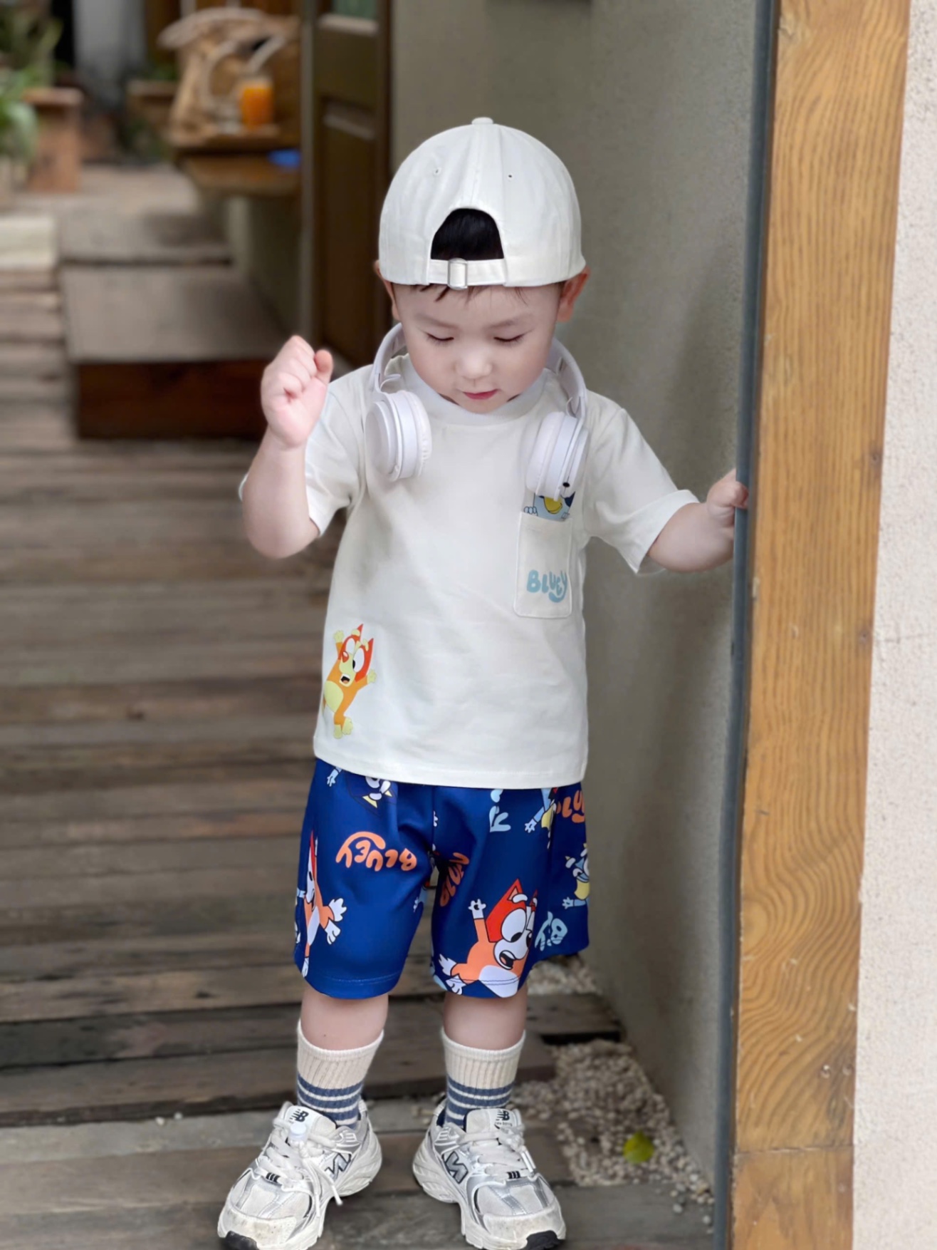 T668 - BỘ ĐÙI BÉ TRAI ÁO TRẮNG BLUEY QUẦN XANH