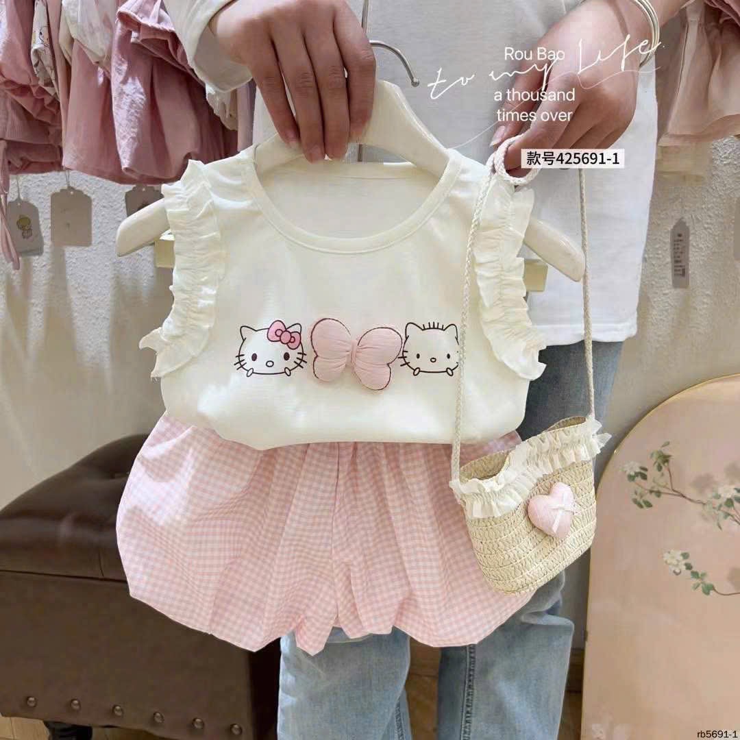 G602 - SET BÉ GÁI 3CT ÁO TRẮNG BÈO KITTY QUẦN KẺ HỒNG KÈM TÚI