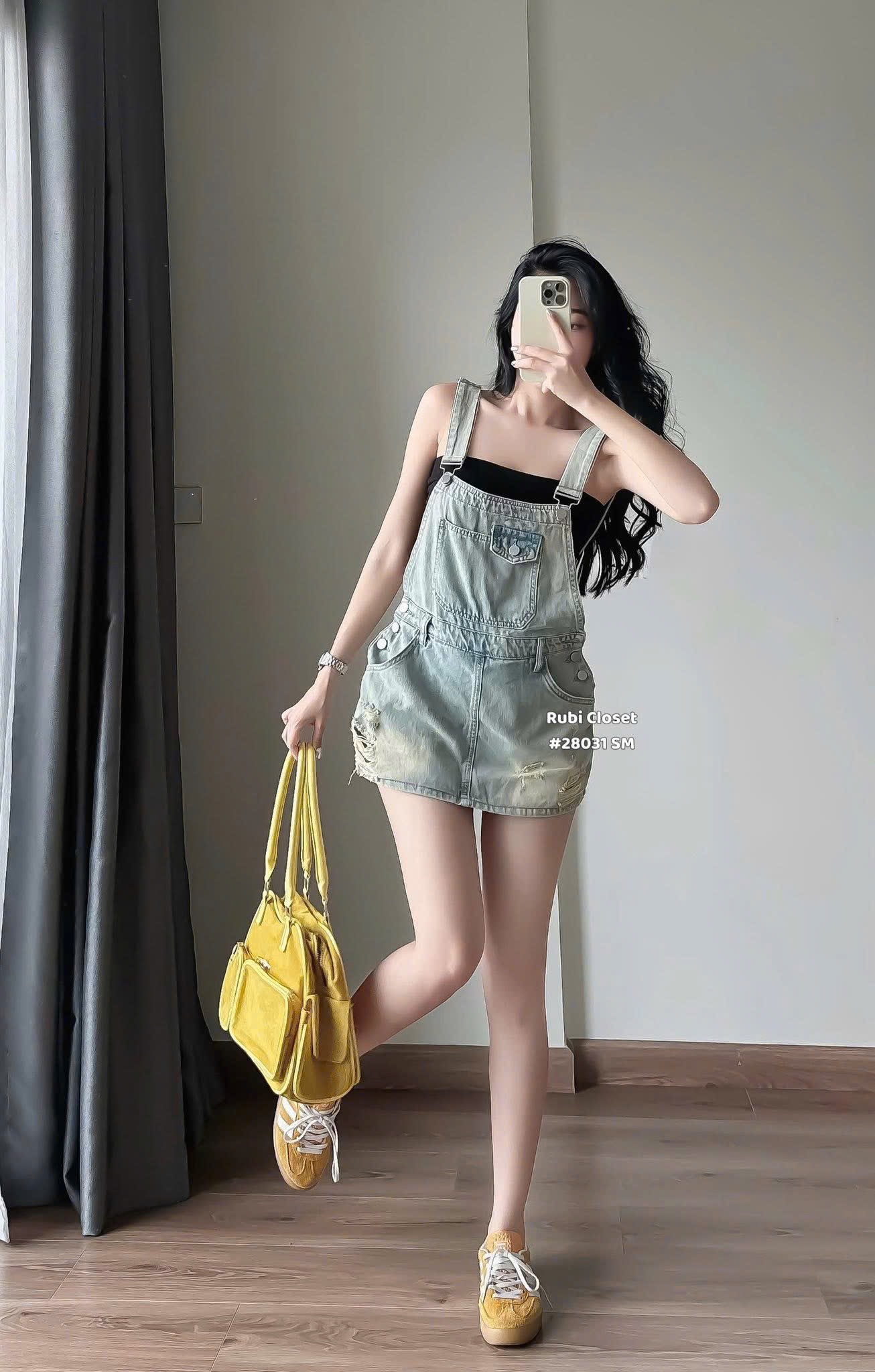 S004 - YẾM BÒ NỮ TÚI NGỰC DÁNG NGẮN