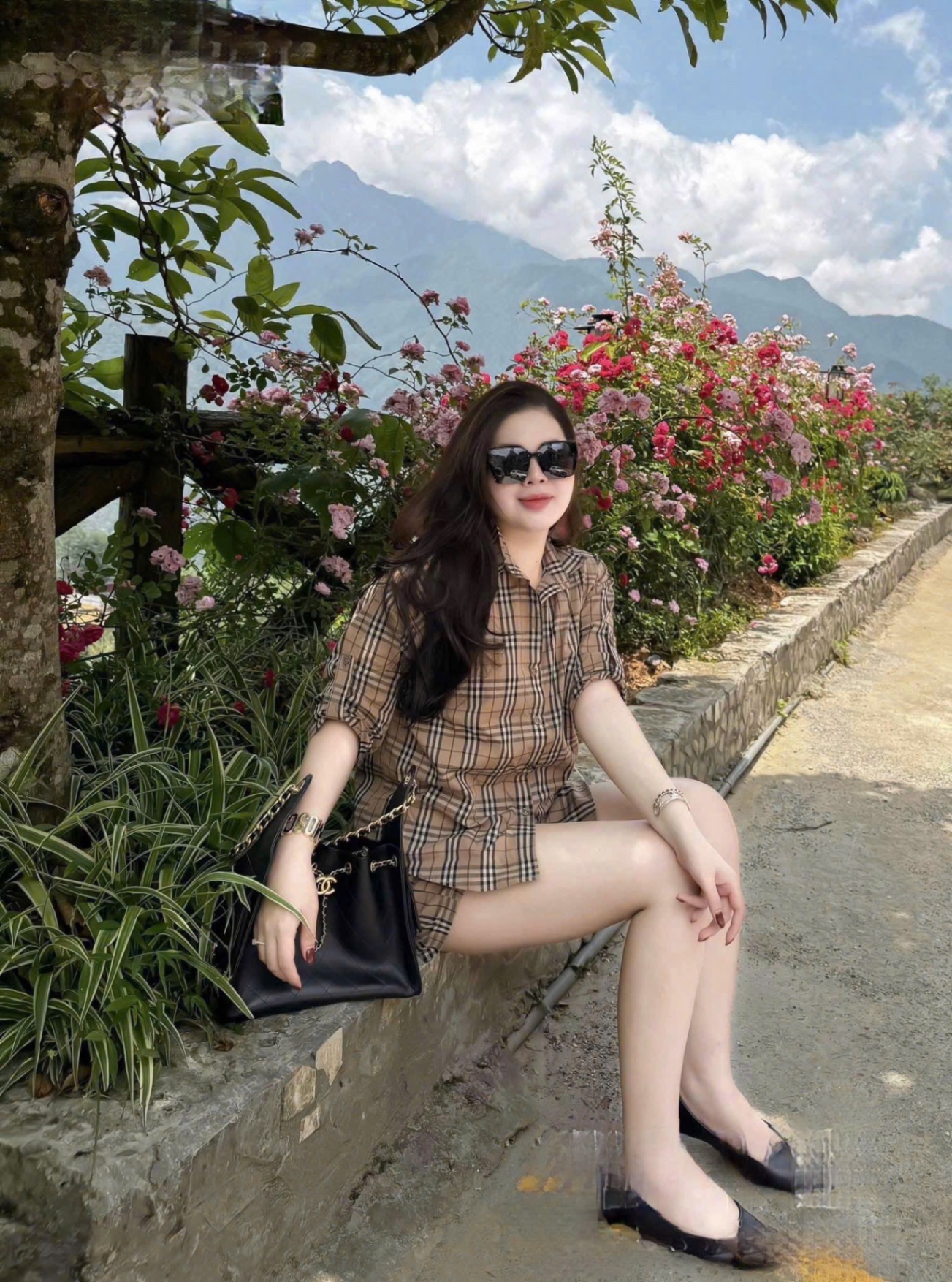 S001 - SET ĐÙI NỮ ÁO SƠ MI BBR TAY KHUY