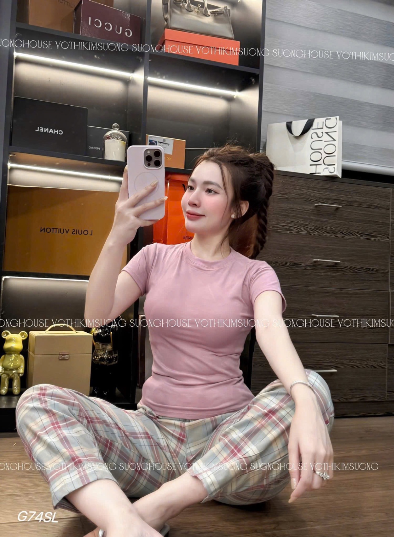 S003 - BỘ NỮ ÁO ZIP HỒNG CỘC QUẦN SUÔNG KẺ