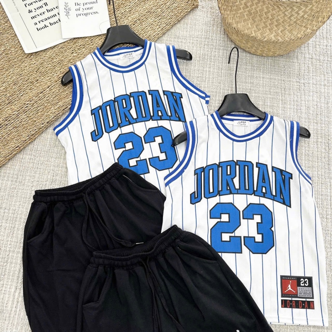 T687 - BỘ ĐÙI BÉ TRAI SIZE ĐẠI ÁO BA LỖ TRẮNG JORDAN 23