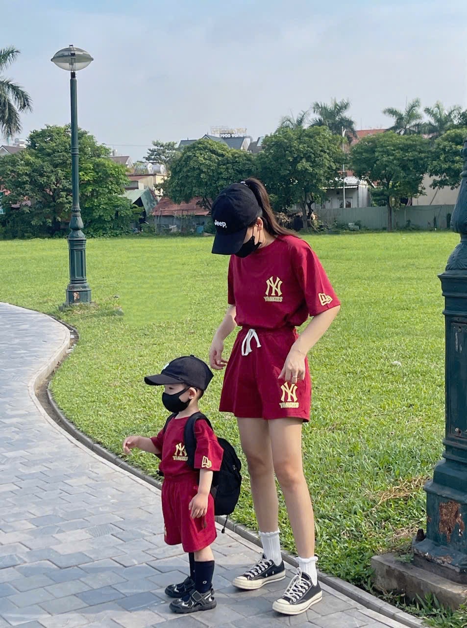 G616 - SET ĐỒ ĐÔI MẸ BÉ ĐỎ NY