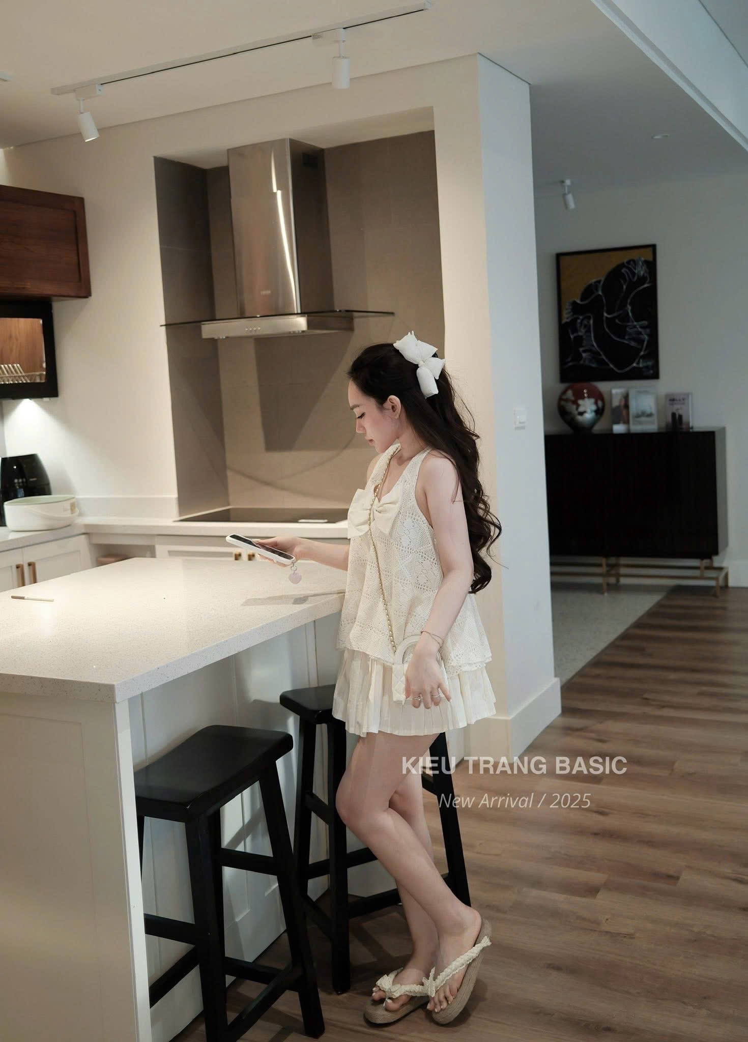 S033 - SET ÁO BA LỖ REN NƠ NGỰC CVAY XẾP LY